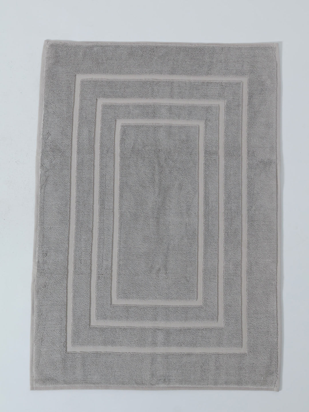 1070GSM Royal Plush Bath Mat  - Silver Grey - Image 4