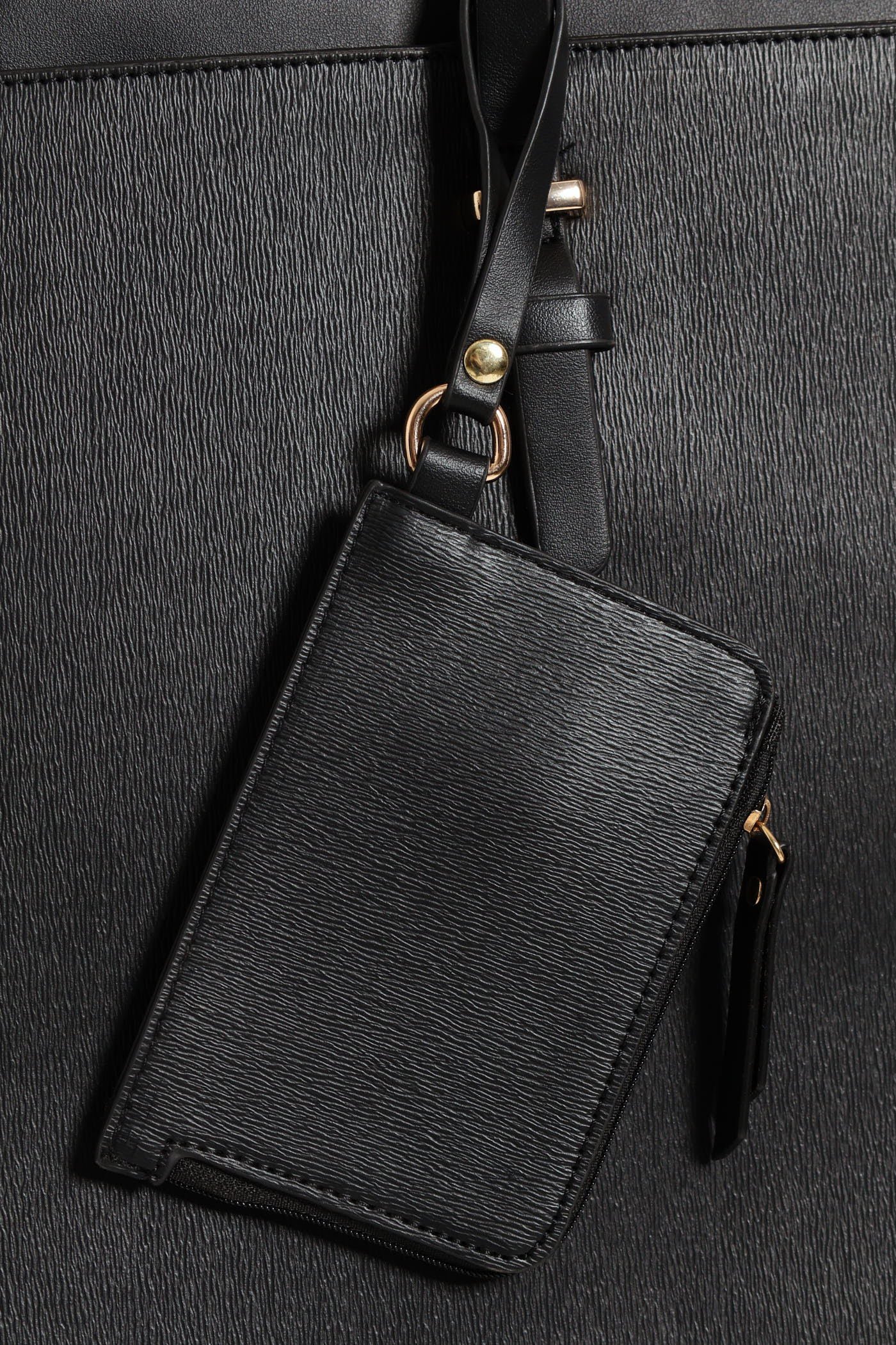 15" Embossed Laptop Bag - Black - Image 7