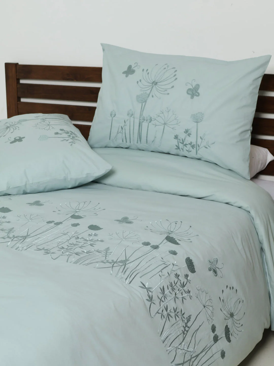 180TC Embroidered Duvet Set  - Duck Egg - Image 2