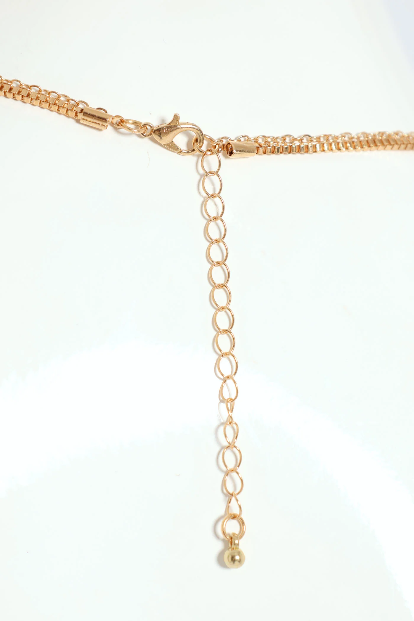 2 Layer Wavy & Disc Pendant Necklace - Gold - Image 2