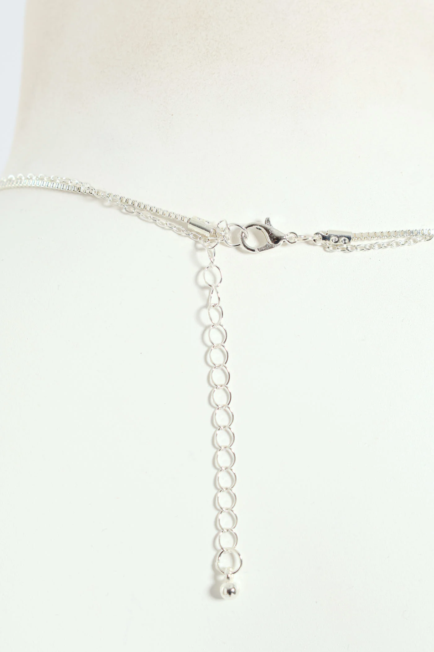 2 Layer Wavy & Disc Pendant Necklace - Silver - Image 5