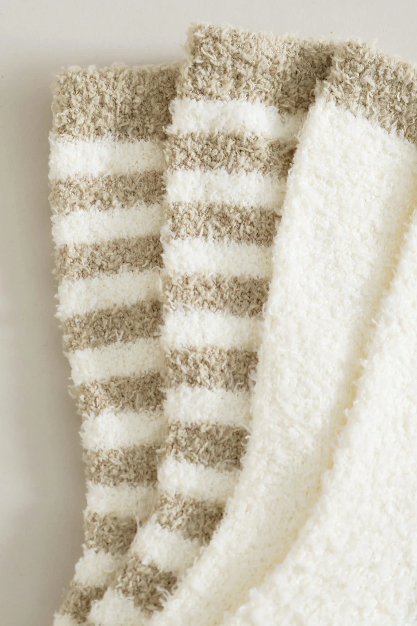2 Pack Cable Knit Cosy Socks - White/Beige - Image 2