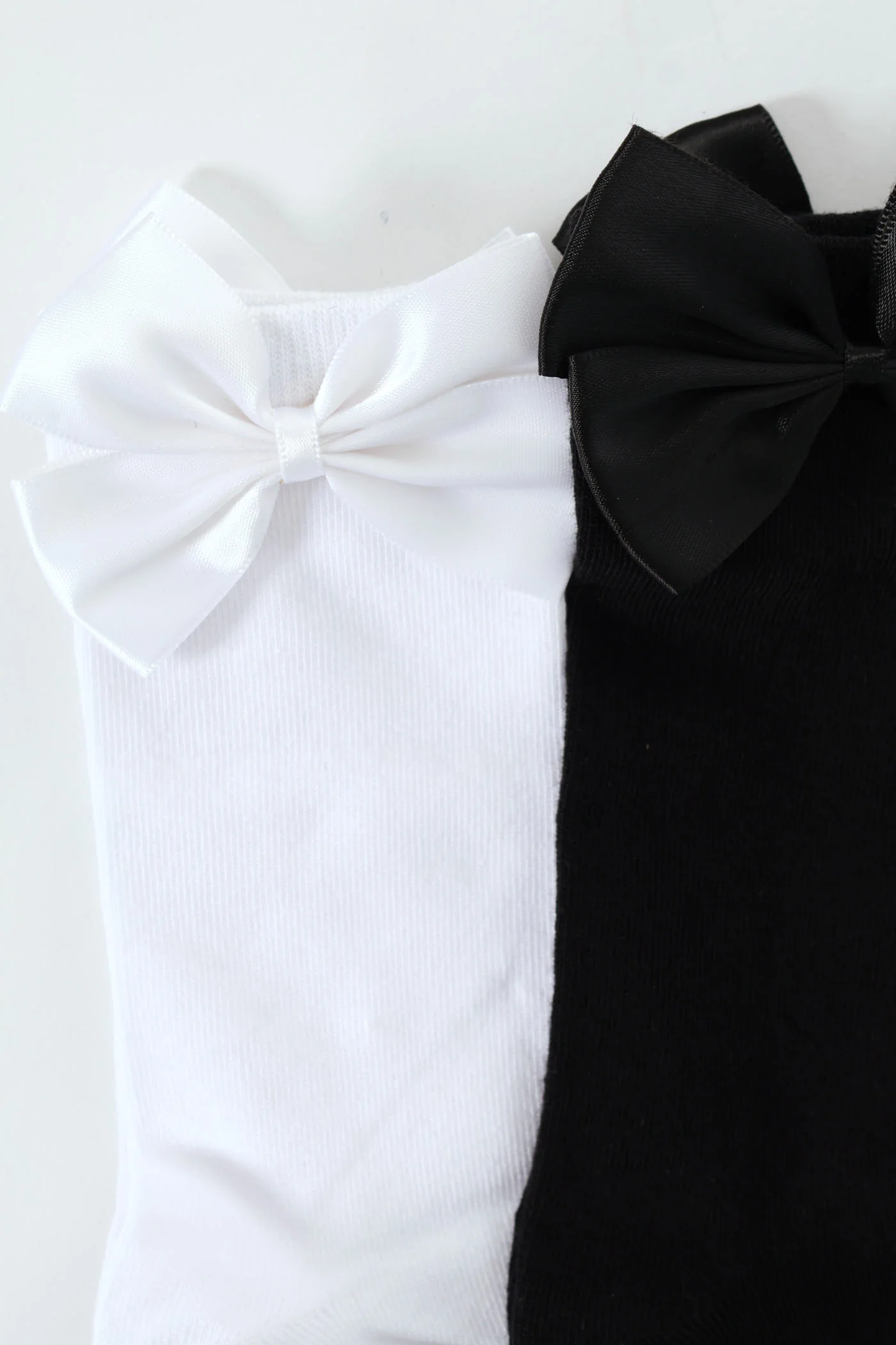 2 Pack Crew Bows Socks - Black - Image 2