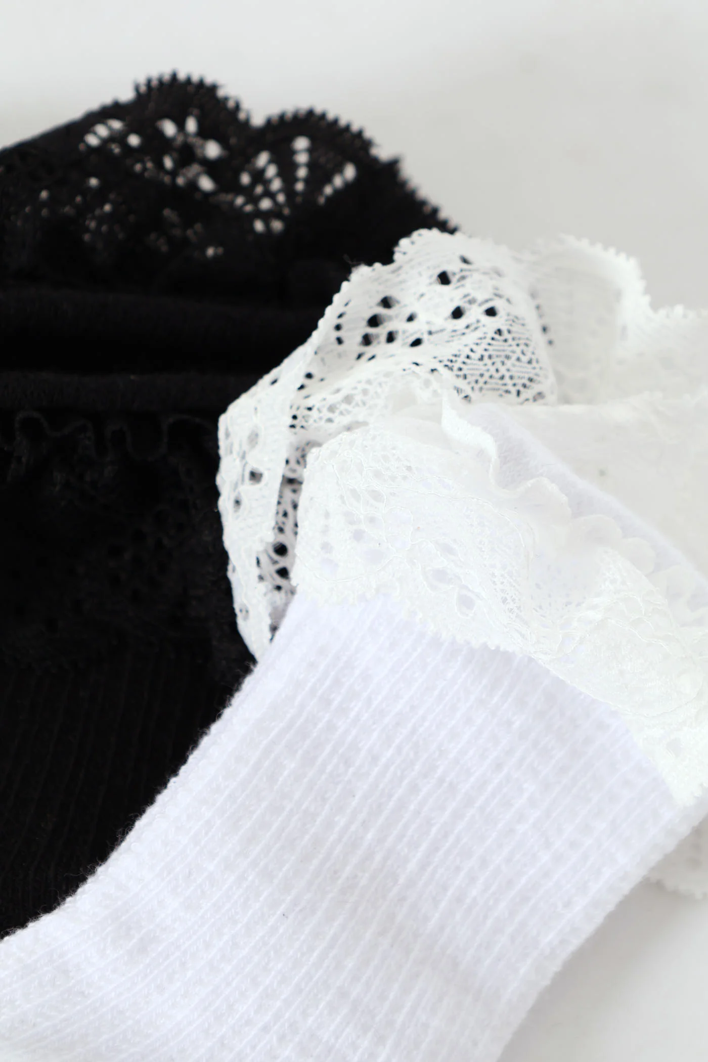 2 Pack Lace Knee High Sock - Multi - Image 2