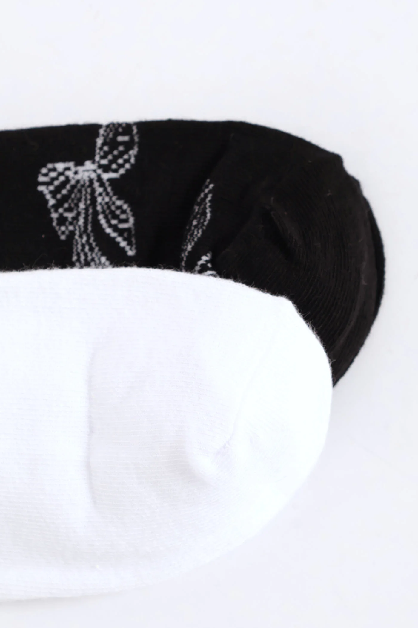2 Pack Print & Ribbon Bow Crew Socks - Black/White - Image 3
