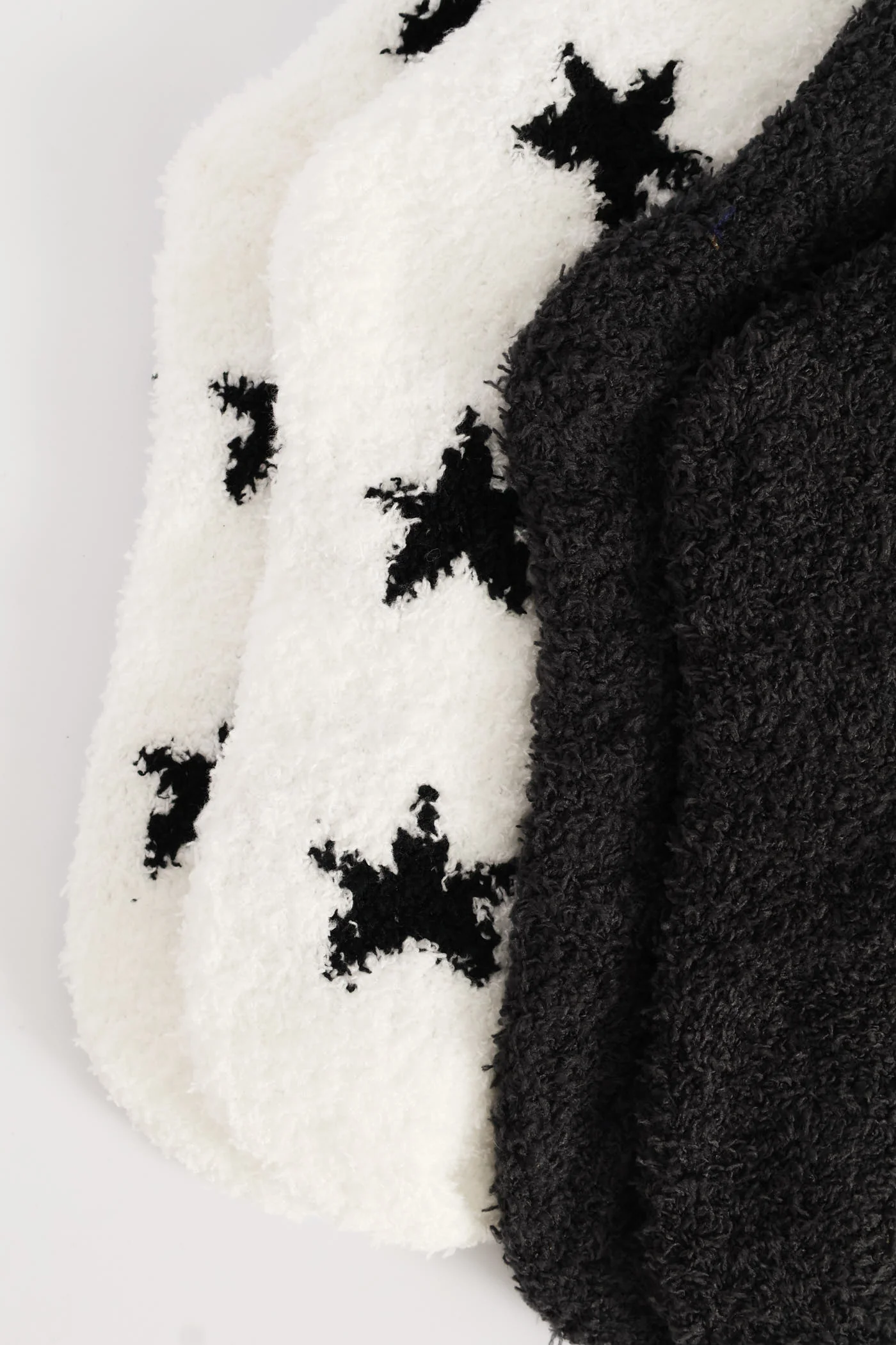 2 Pack Speckle Stars Cosy Socks - White/Black - Image 2
