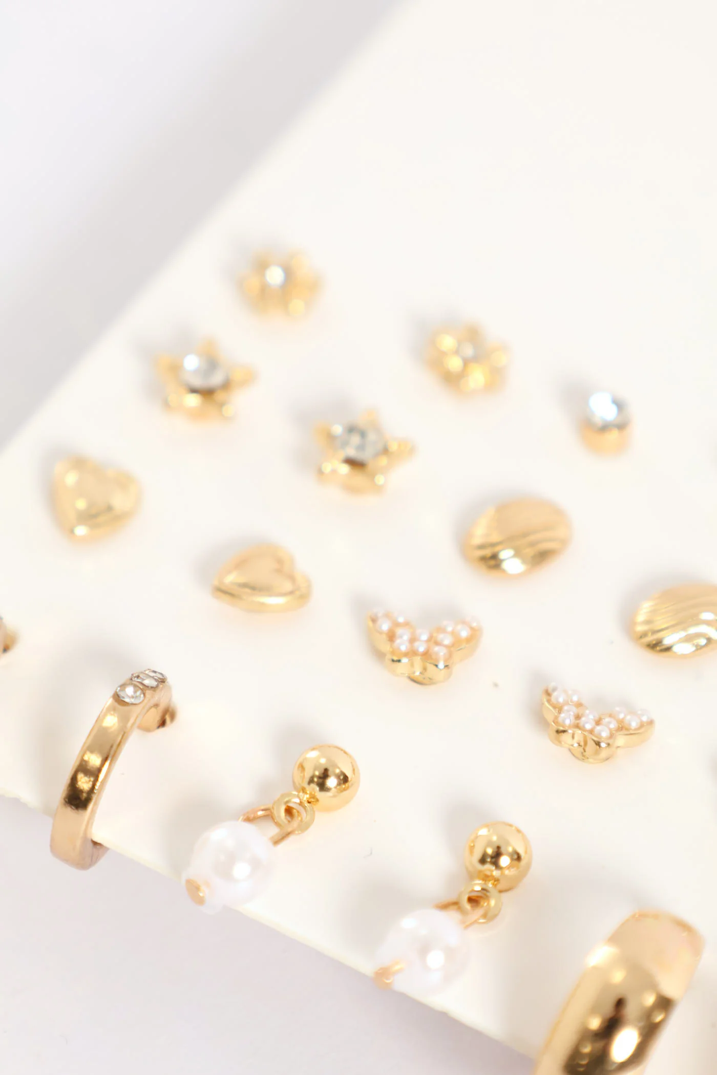 20 Pack Butterfly Hoops - Gold - Image 2