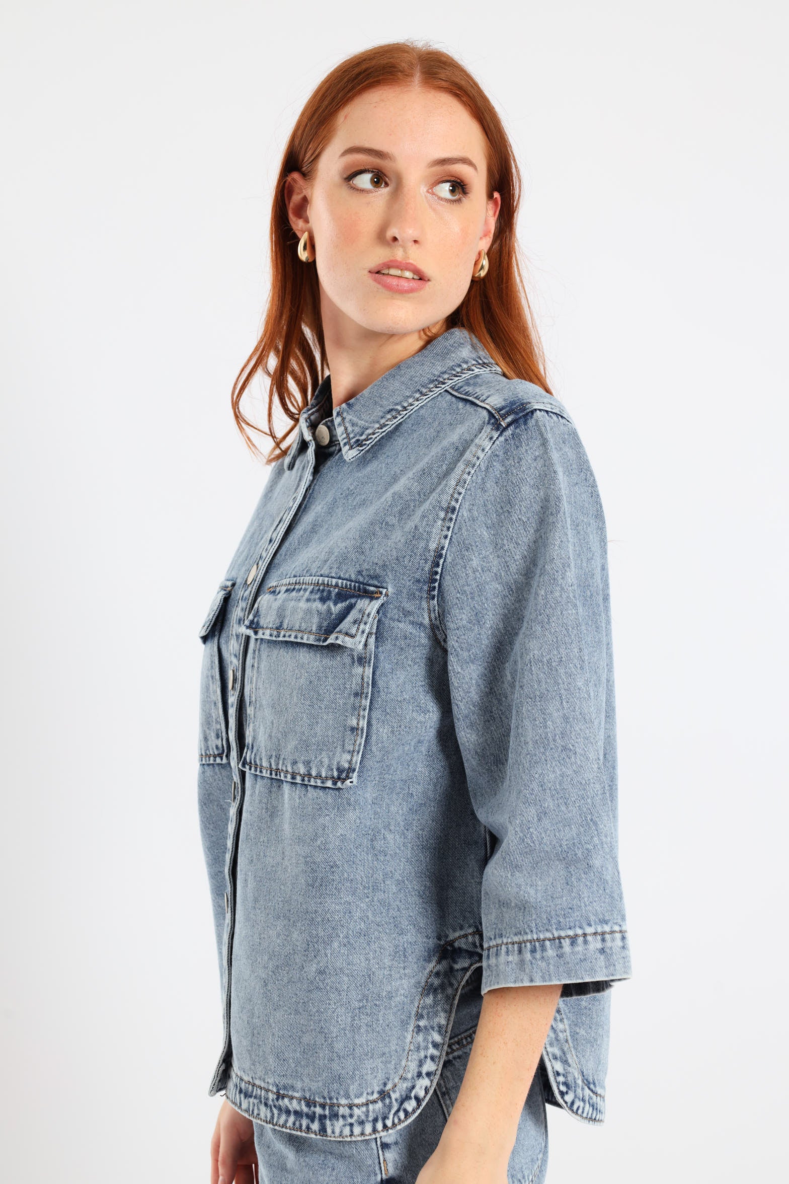 3/4 Sleeve Curved Hem Denim Shirt - Light Wash - Image 3