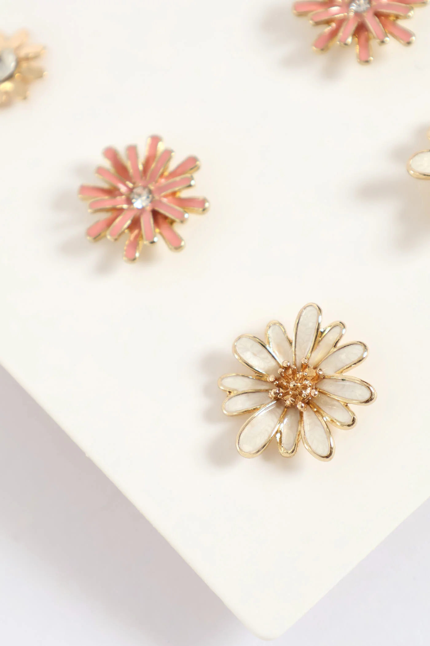 3 Pack Floral Stud Earrings - Gold - Image 2