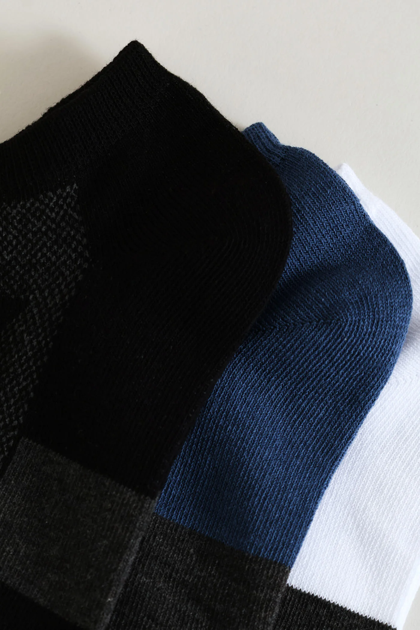 3 Pack Low Cut Socks - Blue/White/Black - Image 3