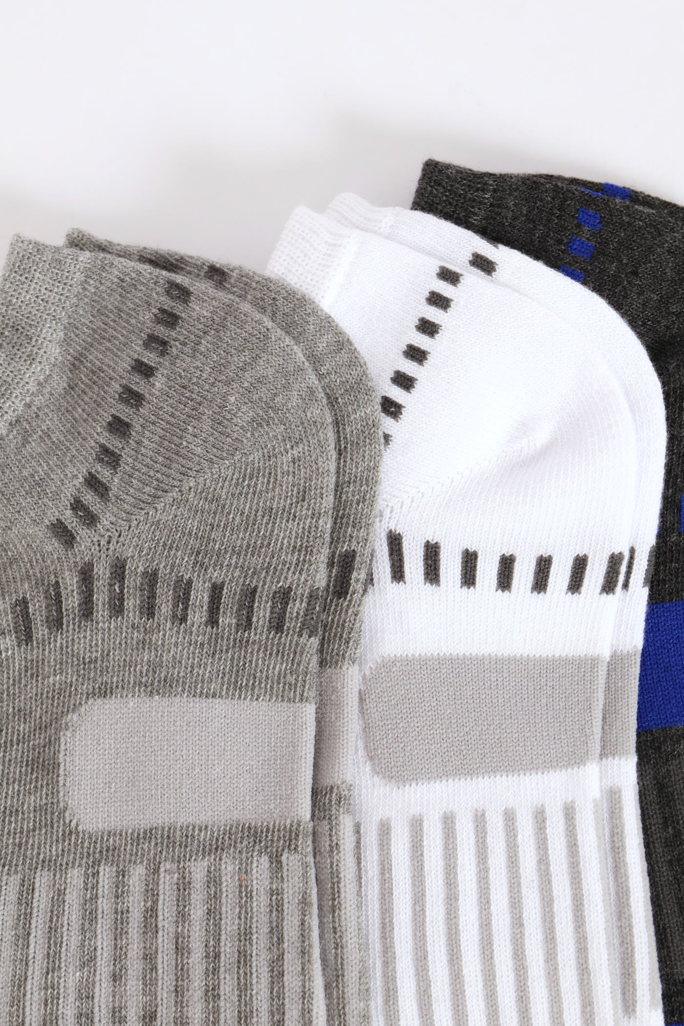 3 Pack Low Cut Socks - White/Grey - Image 2