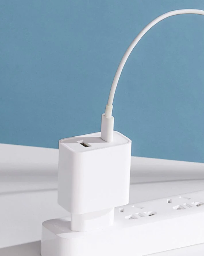 33W Fast Charger - White - Image 3