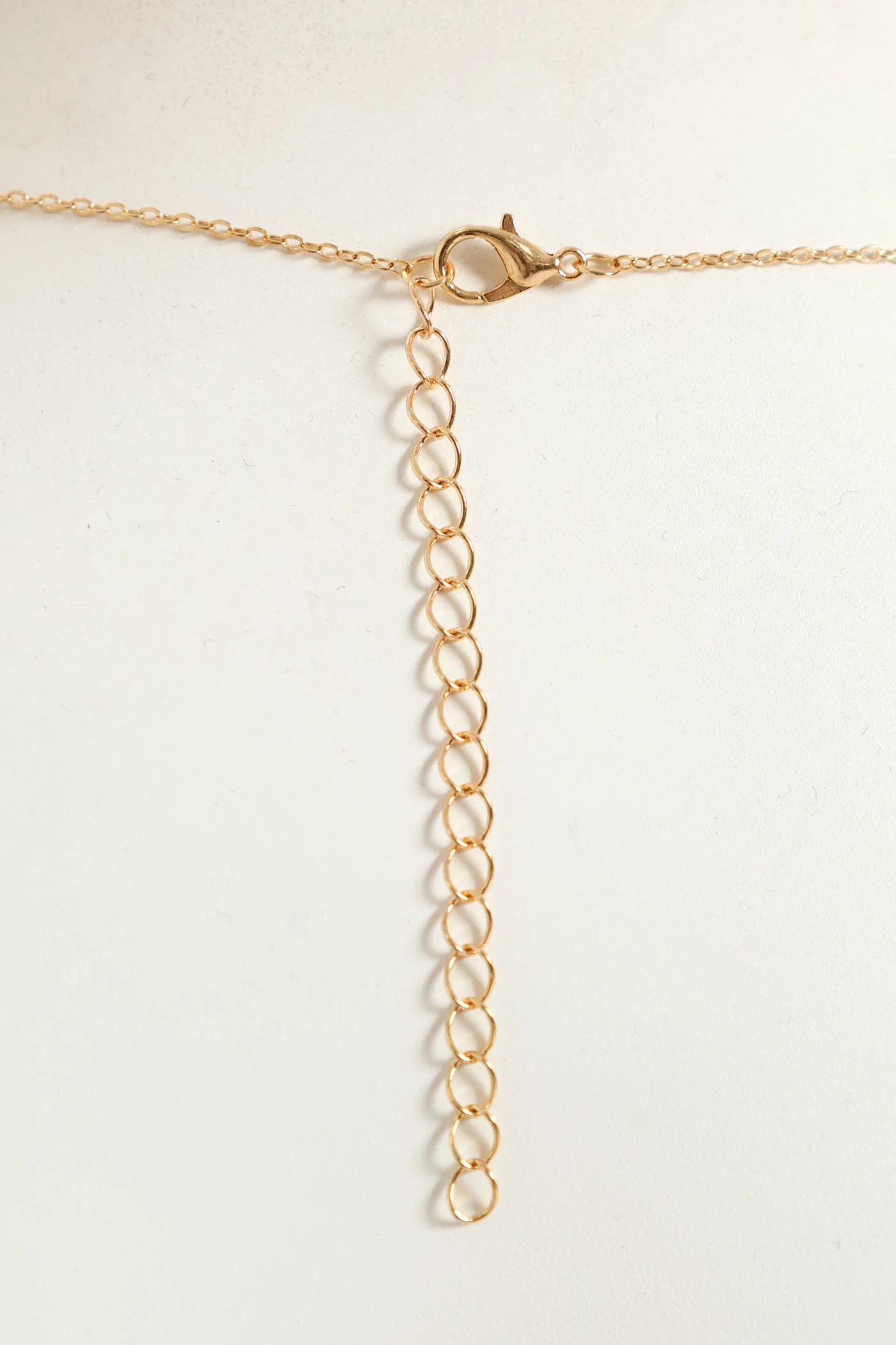 4 Petal Pendant Necklace - Gold - Image 2
