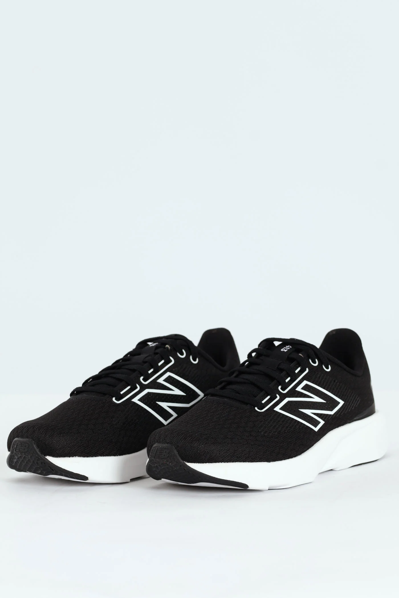 413 V3 Athleisure Trainer - Black/White - Image 3
