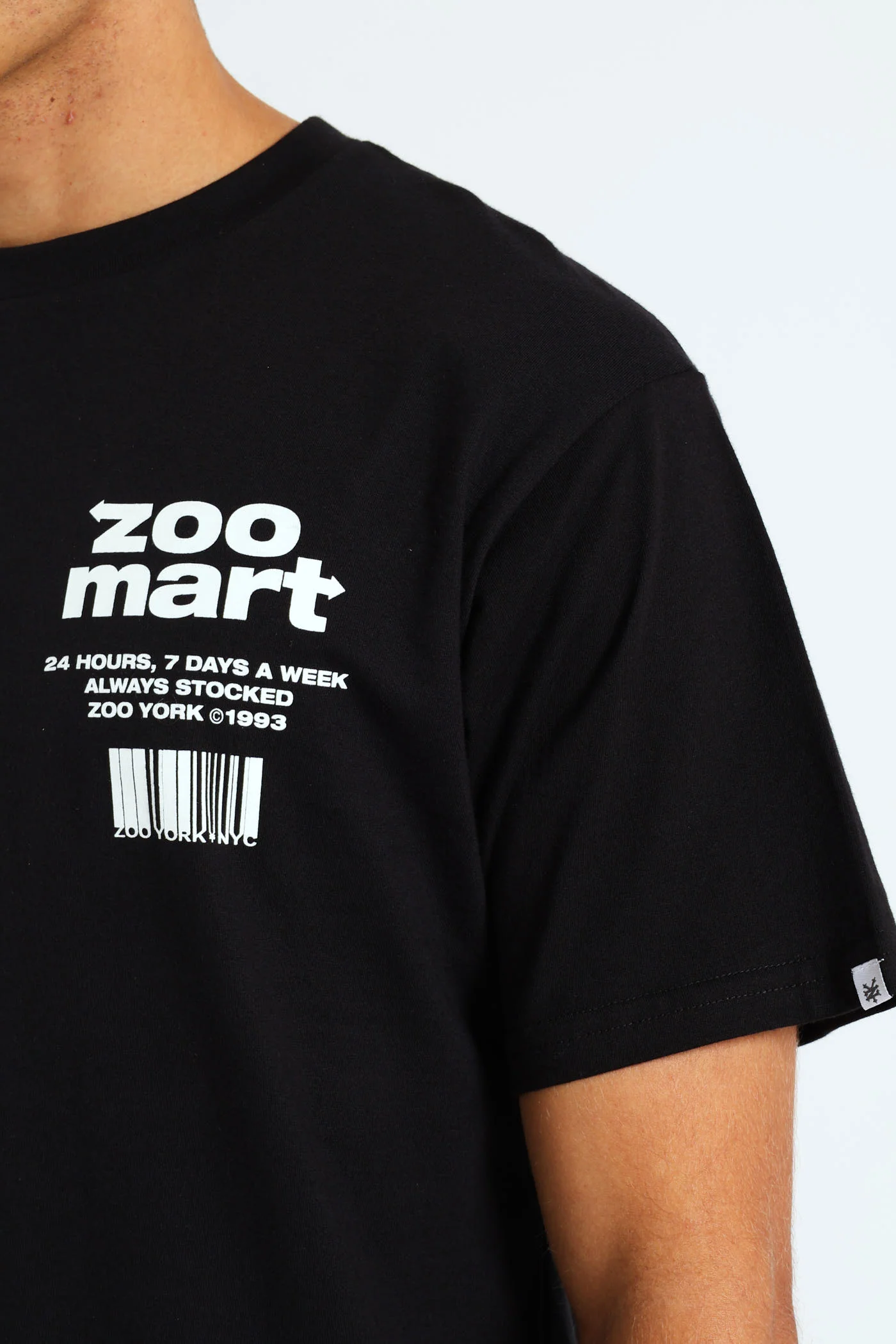 4620 Tee - Black - Image 4