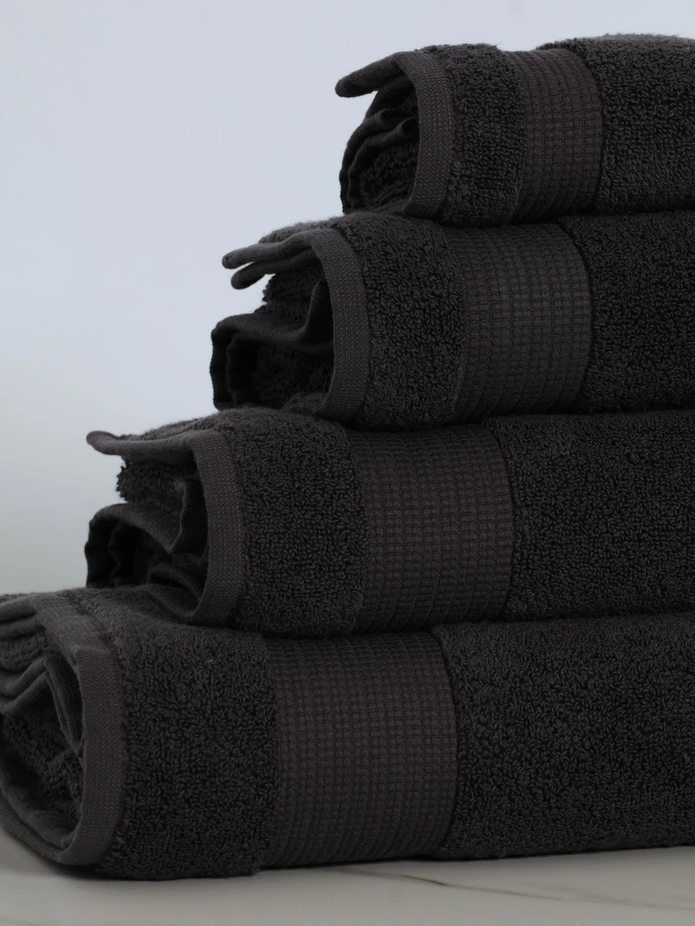 480GSM Zero Twist Colton Bath Towels - Charcoal - Image 2
