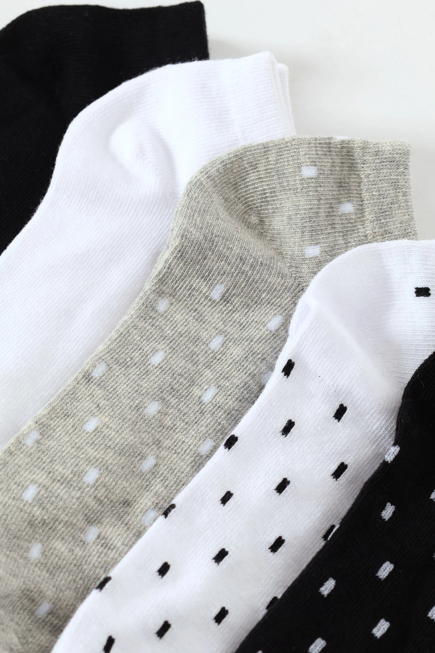 5 Pack Mono Spot Low Cut Fashion Socks - Black/White - Image 2