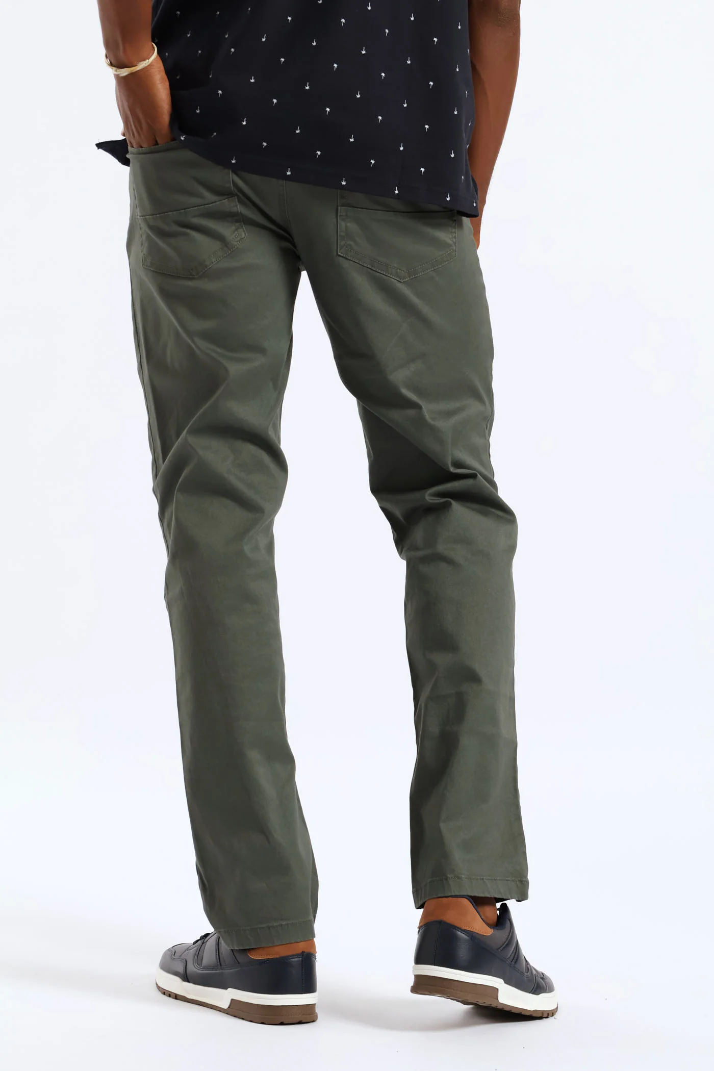 5 Pocket Chino Trouser - Fatigue - Image 4