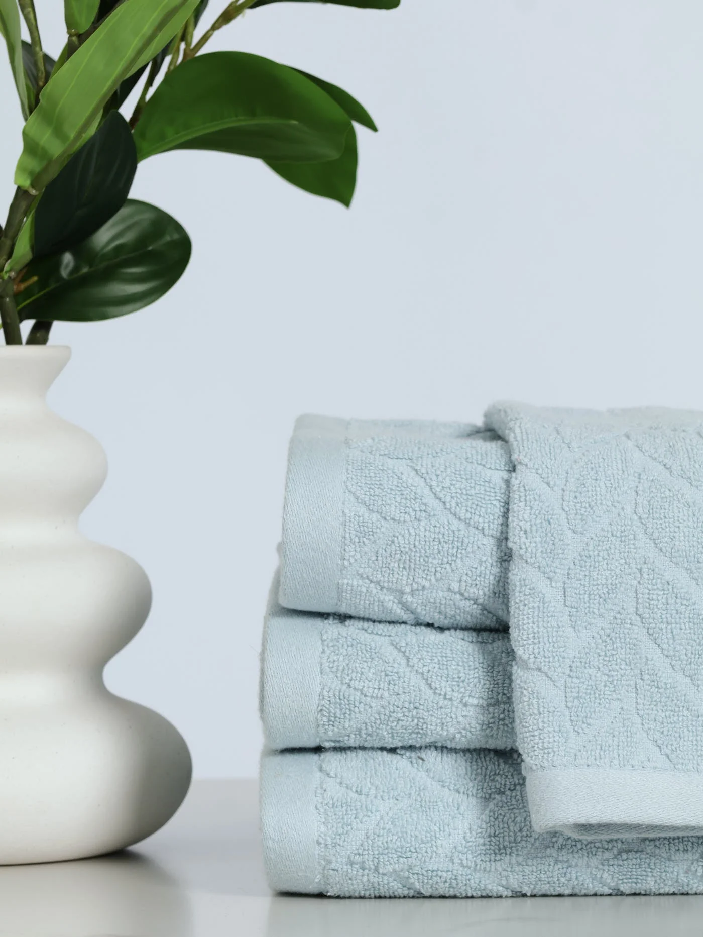550GSM Embossed Bath Towels - Duck Egg - Image 2