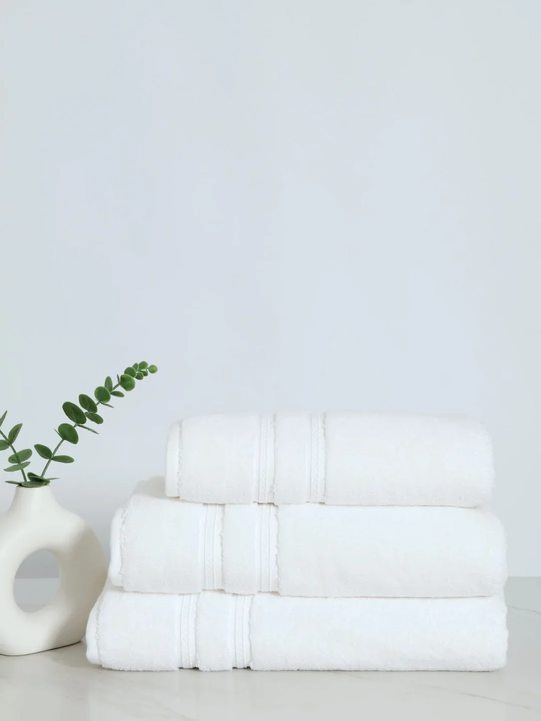 710GSM Super Luxury Premium Cotton Bath Towels - White - Image 4