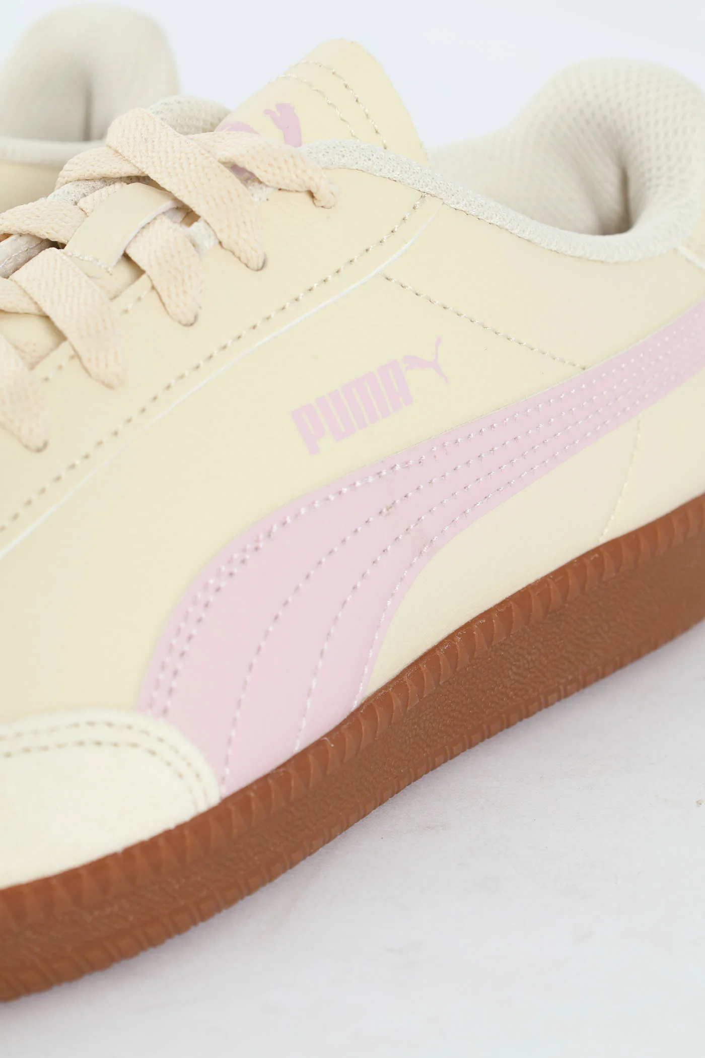 9-T Sneaker - Oatmeal - Image 2