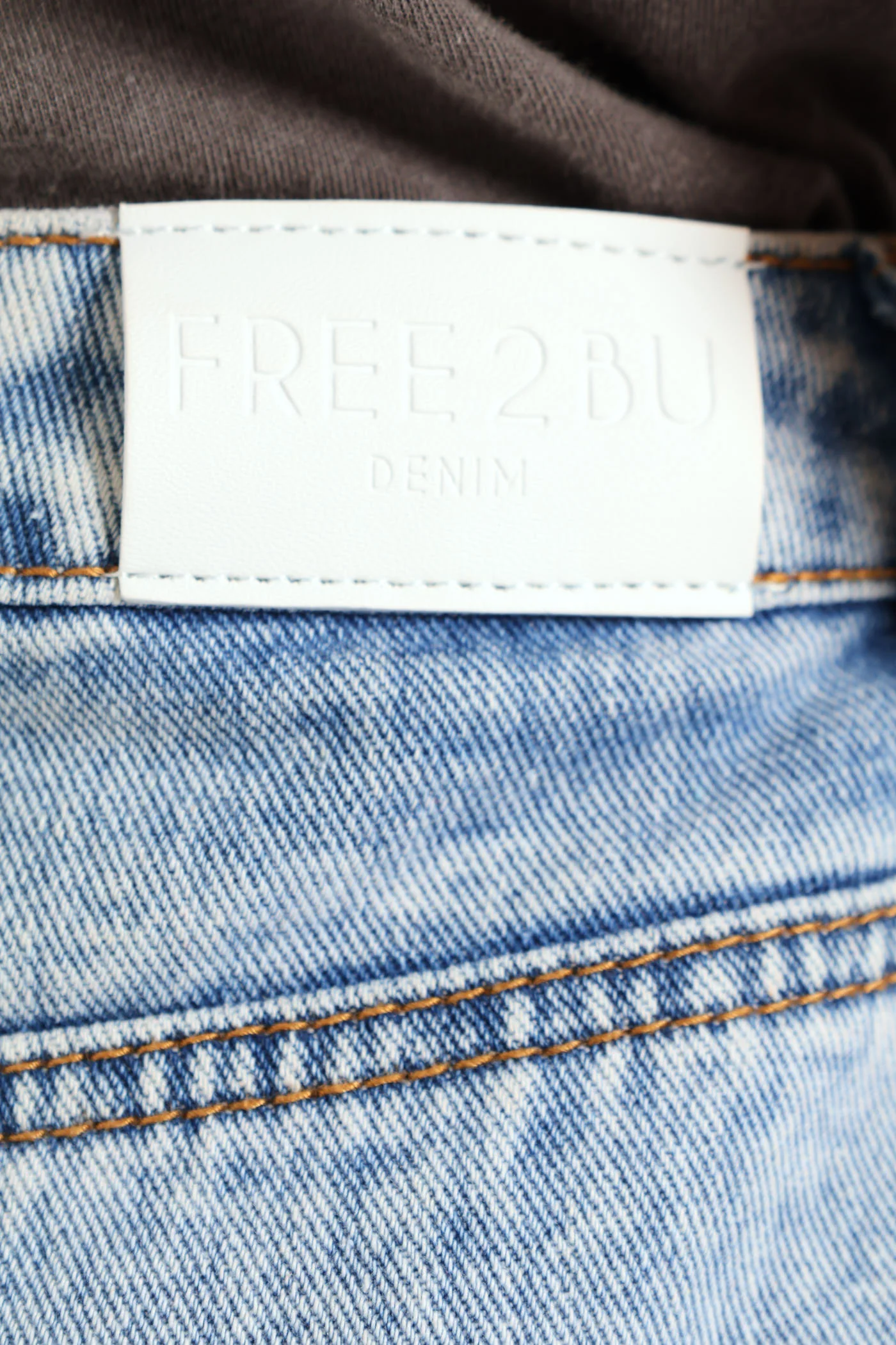 90'S Crop Straight Leg Denim - Light Wash - Image 5