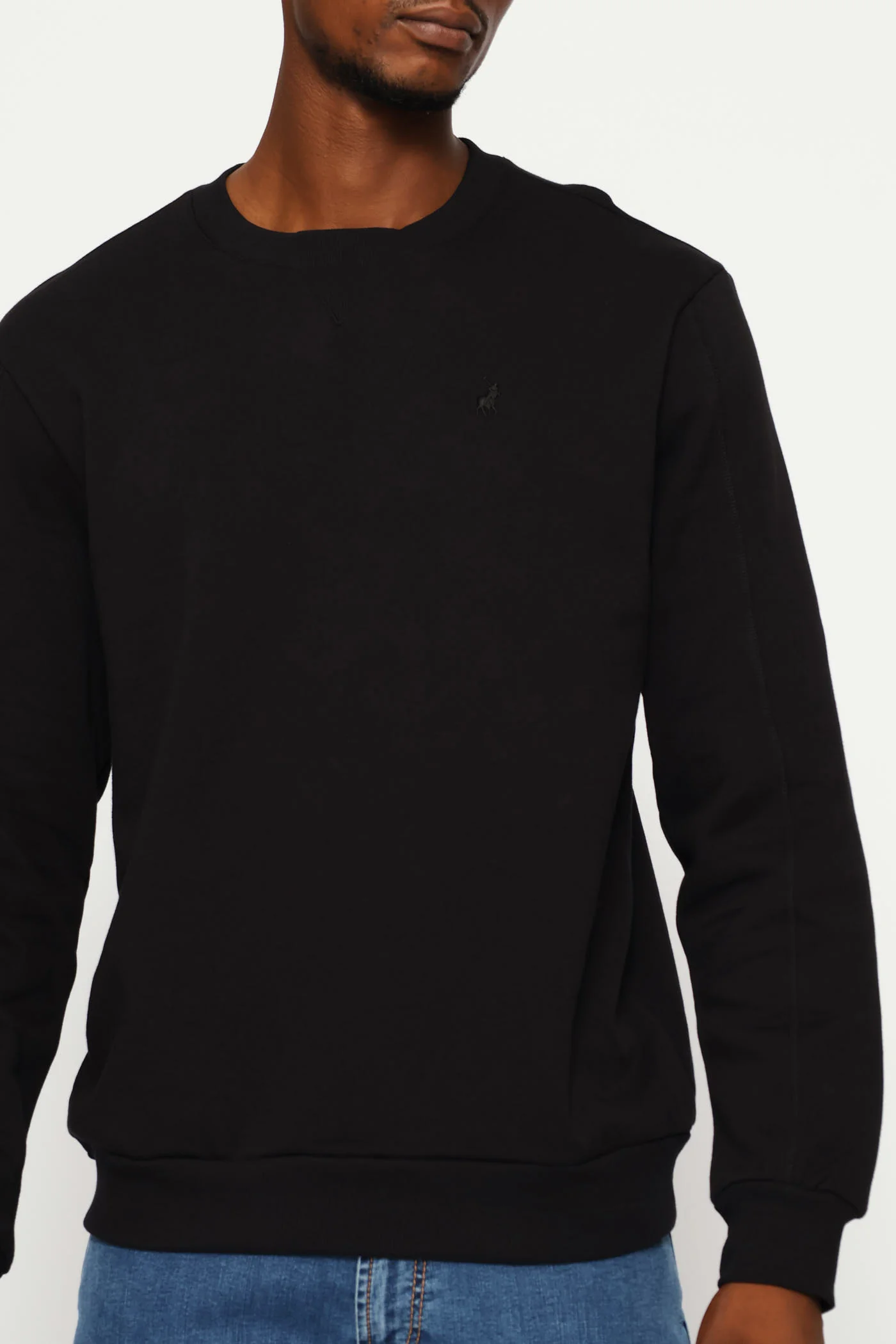 Aakil Crew Top - Black - Image 4