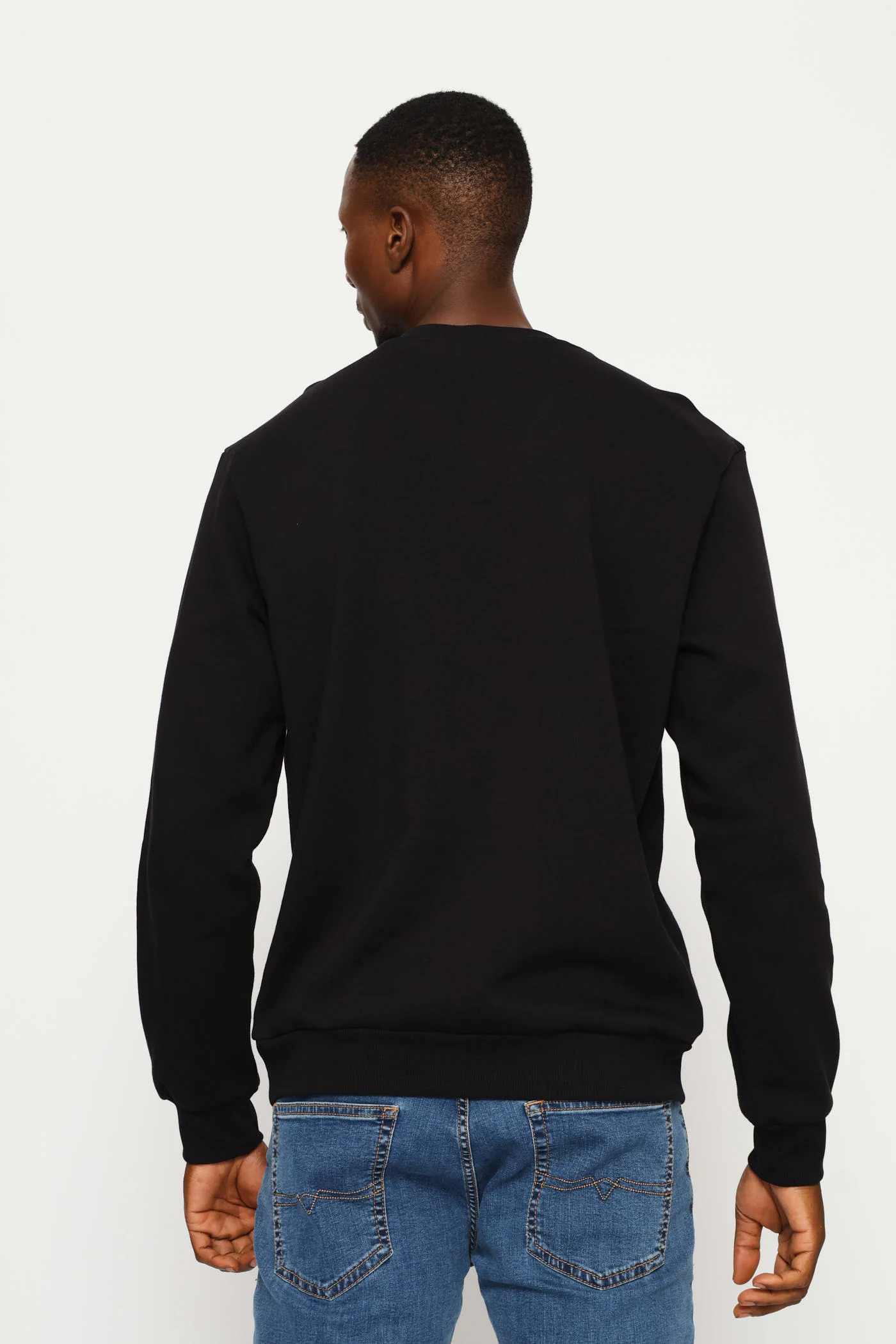 Aakil Crew Top - Black - Image 5