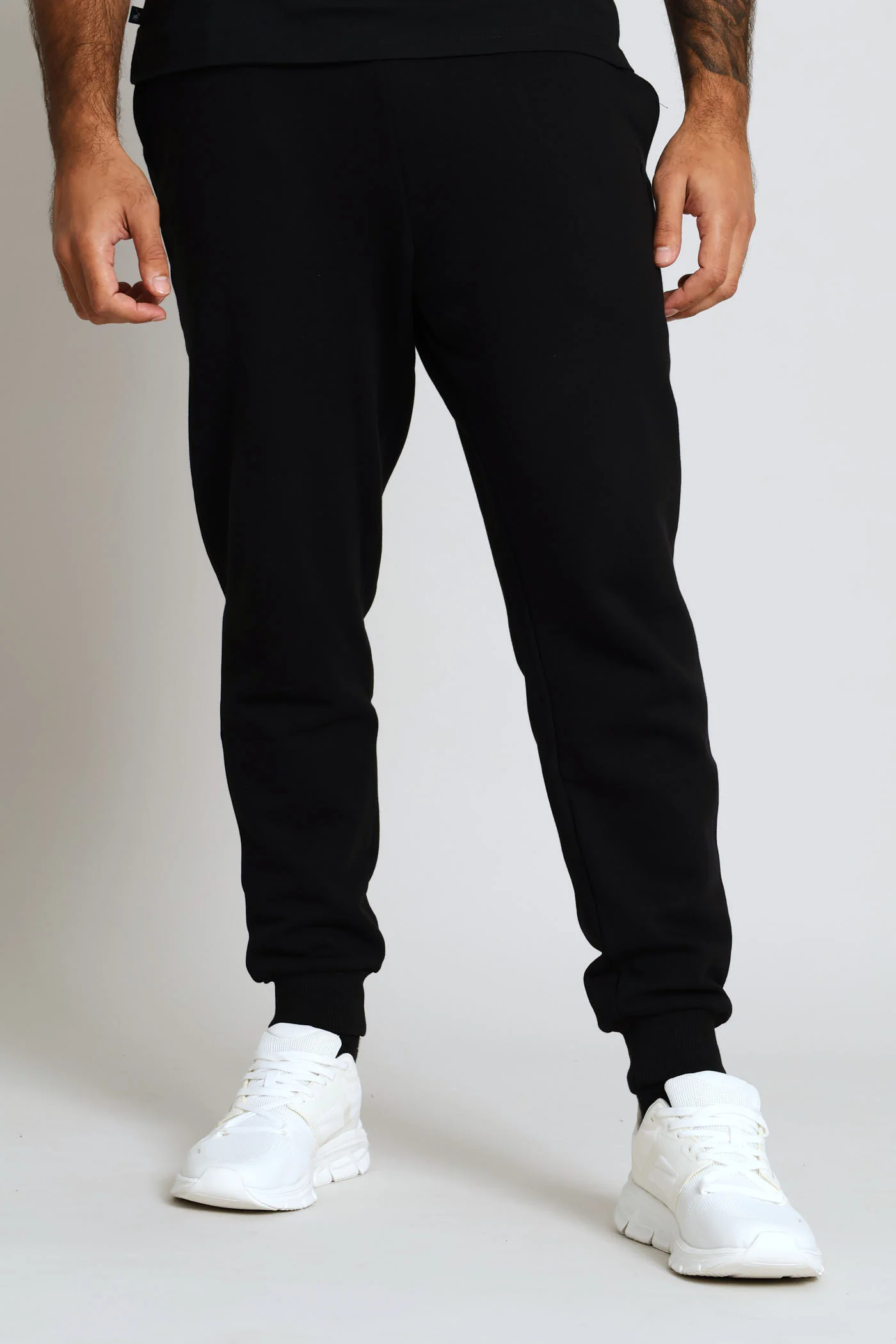 Aakil Jogger - Black - Image 5