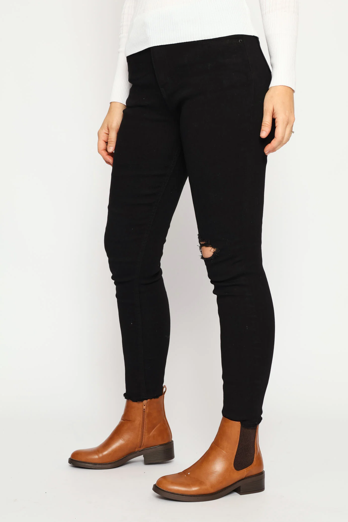 Abraised Knee Anklegrazer Skinny Jean - Black - Image 3