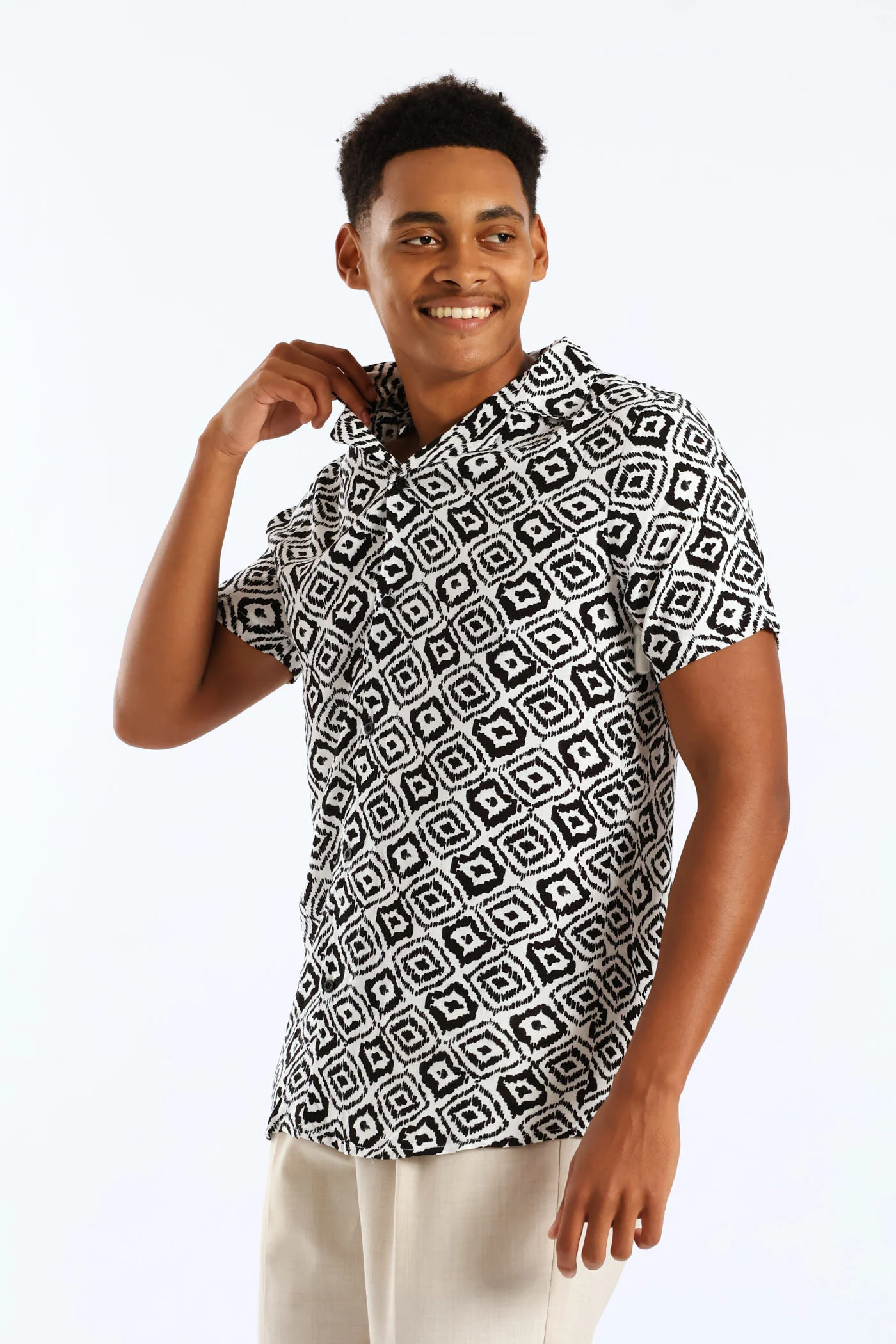 Abstract Aztec Viscose Shirt - Black/White - Image 3
