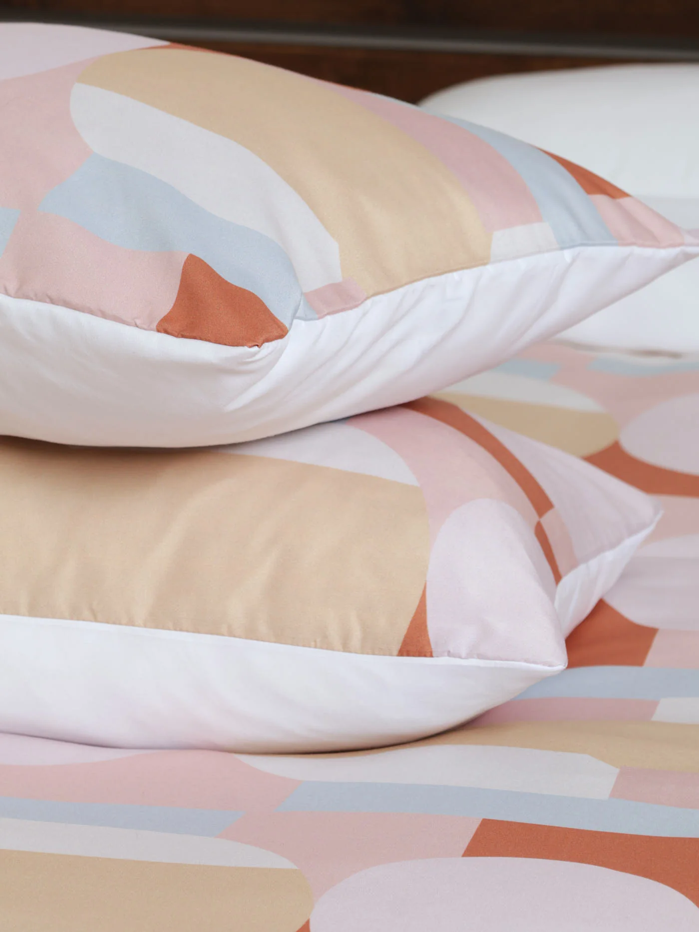 Abstract Block Printed Duvet Cover Set - Image 3