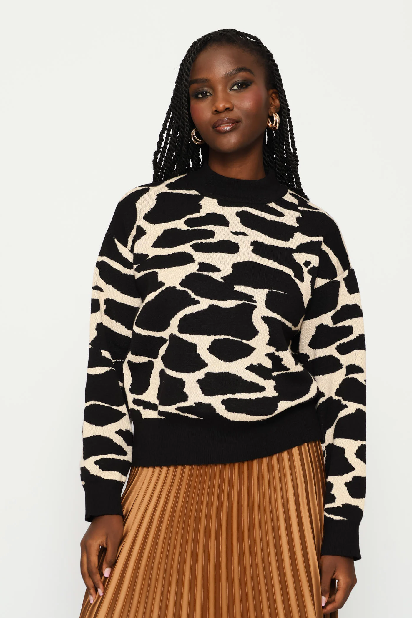 Abstract Monochrome Pullover - Black - Image 6