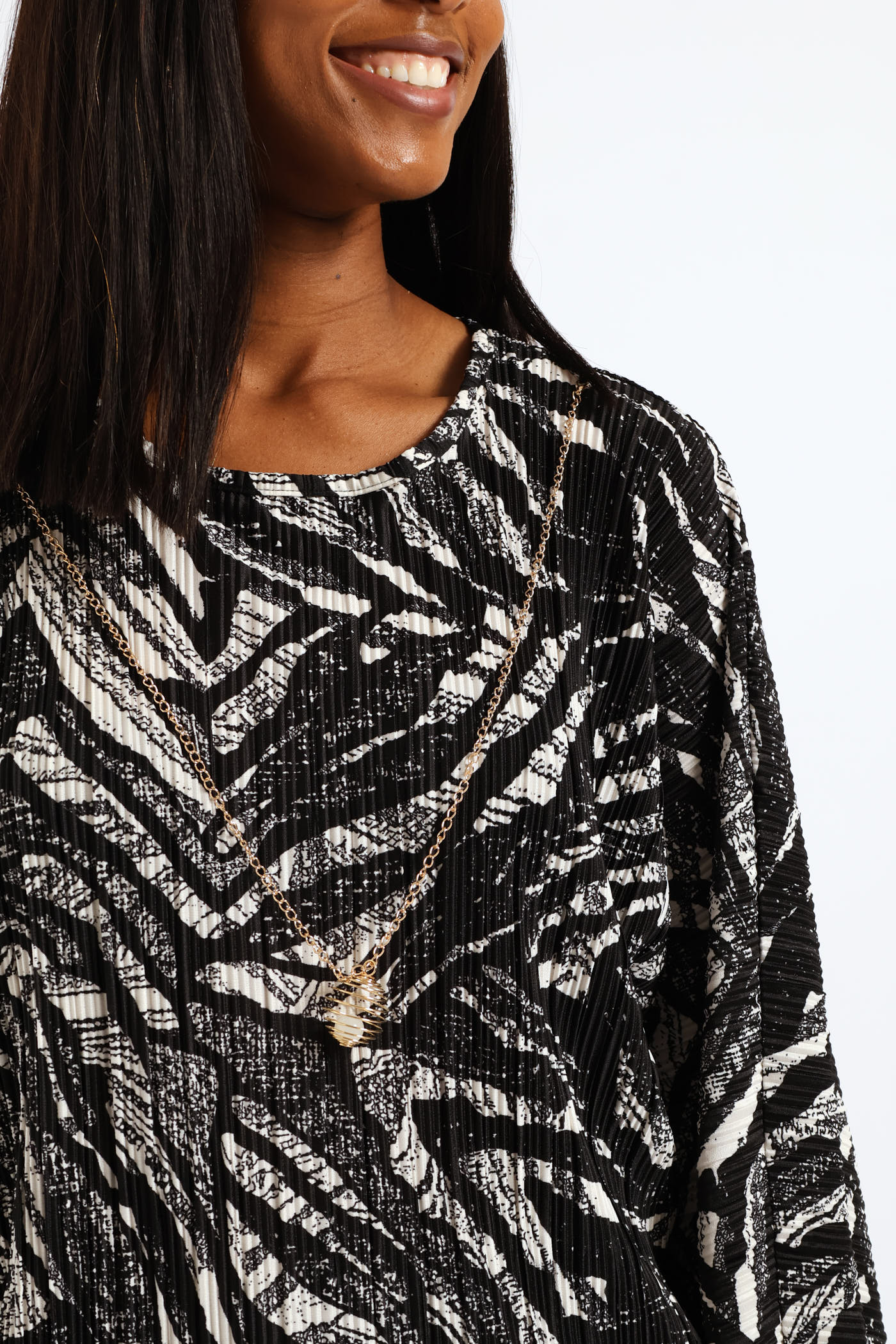 Abstract Plisse Blouse - Black/Cream - Image 2