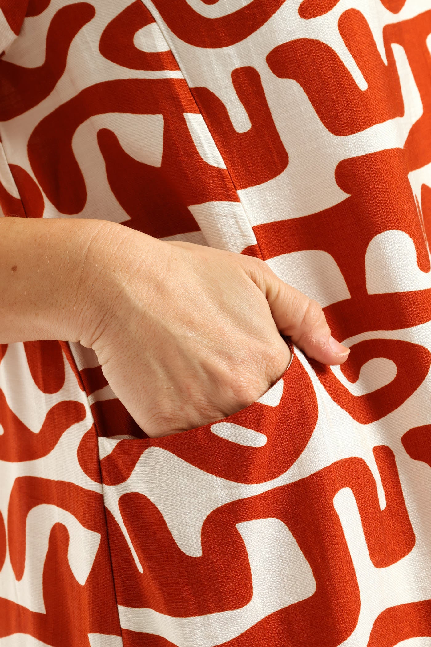 Abstract Print Boat Neck Sack Dress - Rust - Image 5