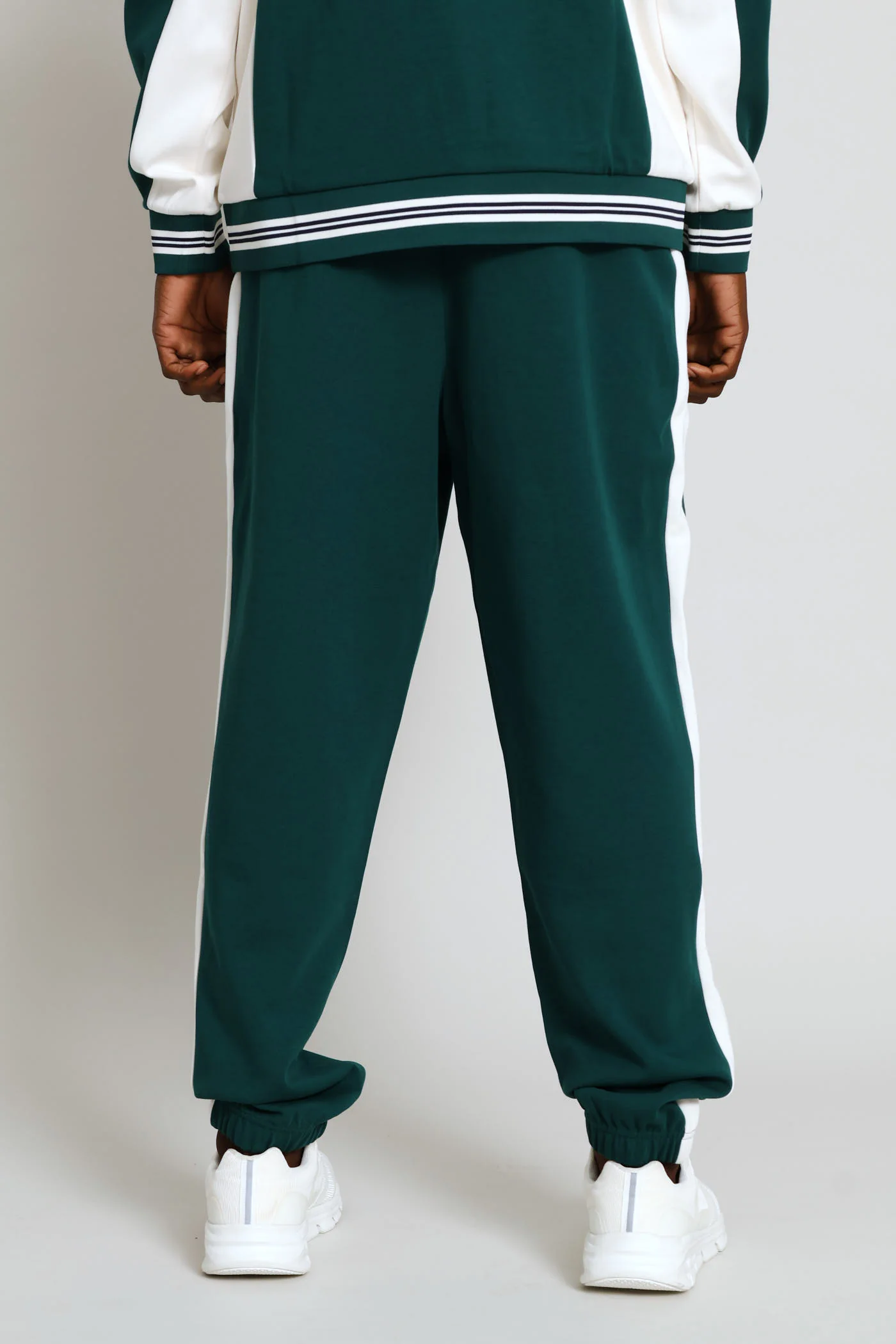 Ainsley Reg Uni Sweatpants - Green - Image 4