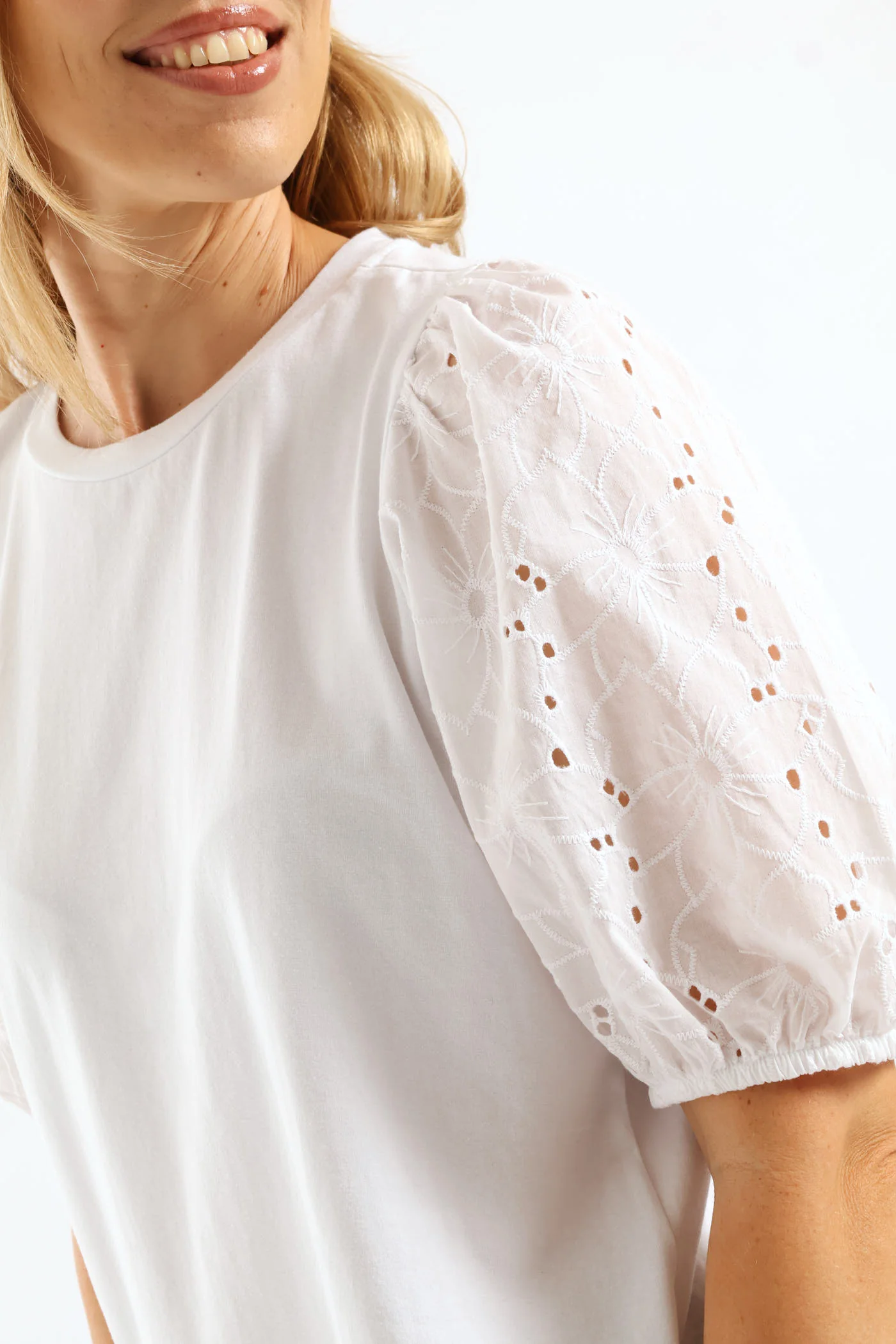 Anglaise Bubble Sleeve Top - Off White - Image 5