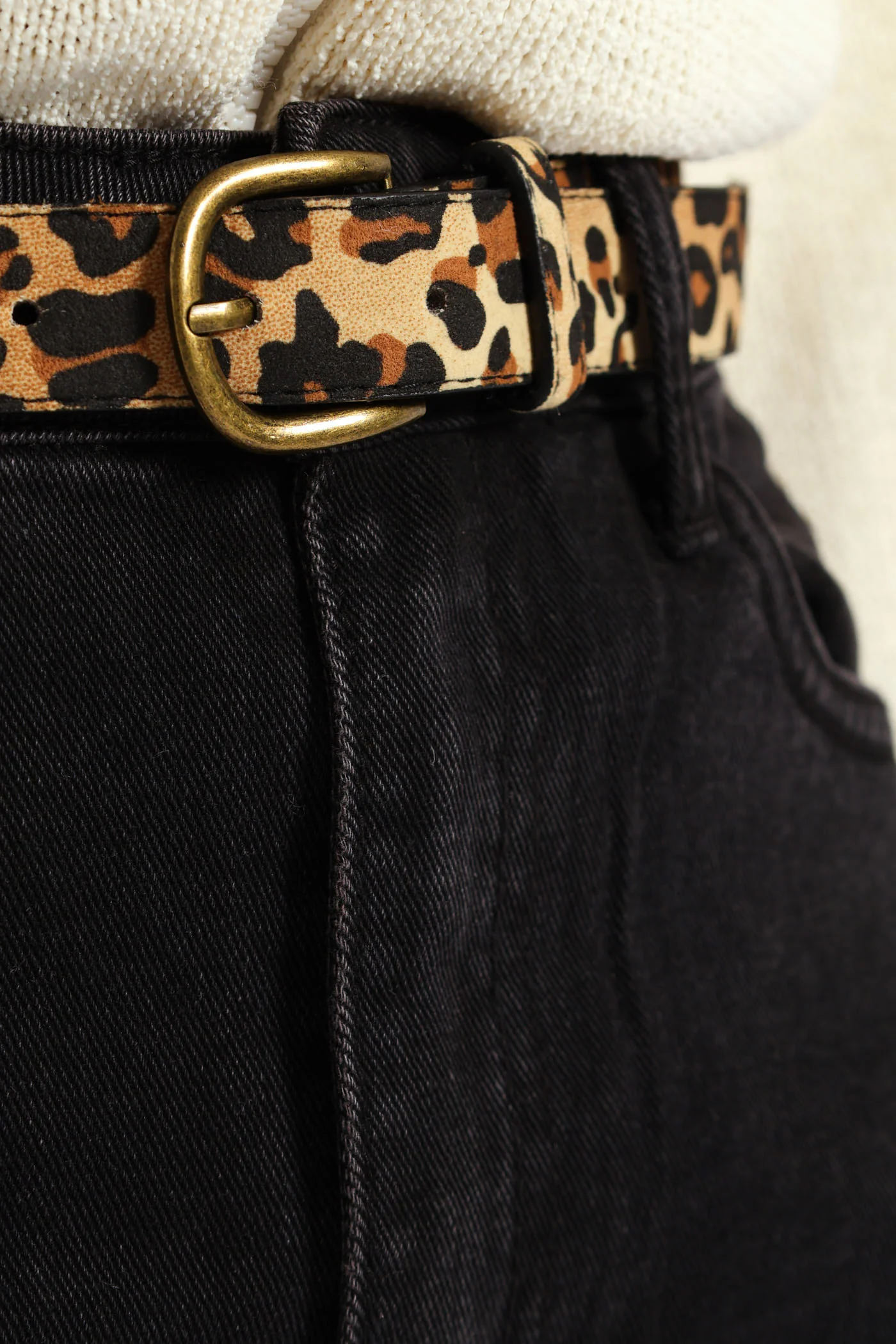 Animal Print Belted Hi-Rise Tapered Leg Denim - Black - Image 3