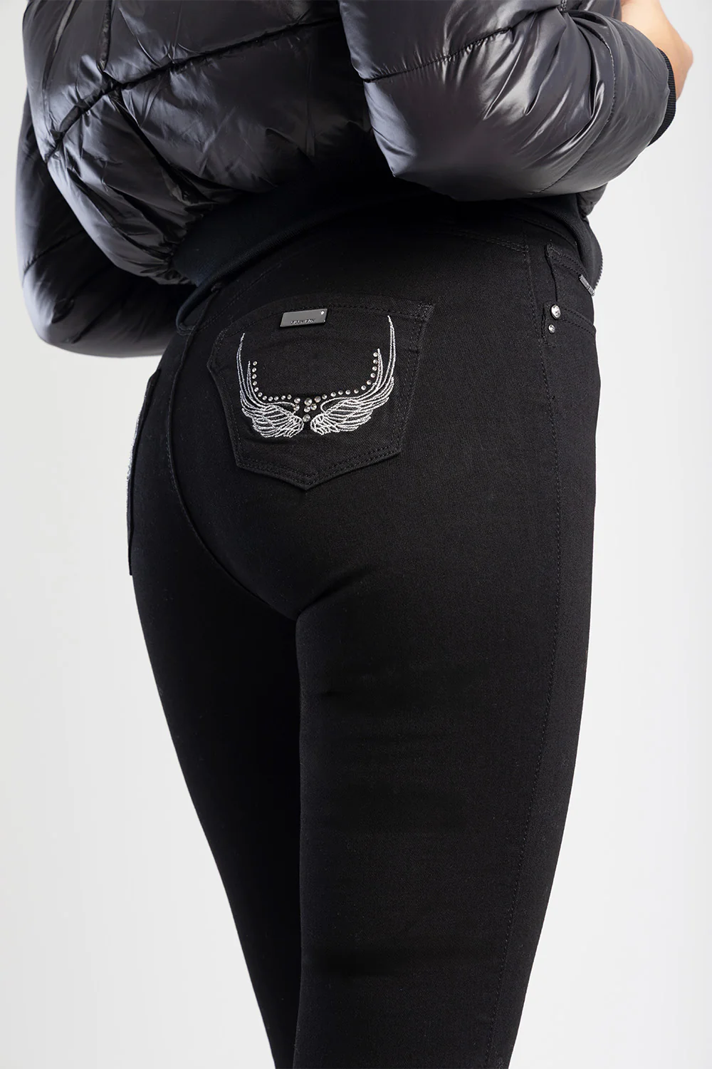 Arlo Wing Pocket Detail Mid Waist Skinny Denim - Black - Image 2