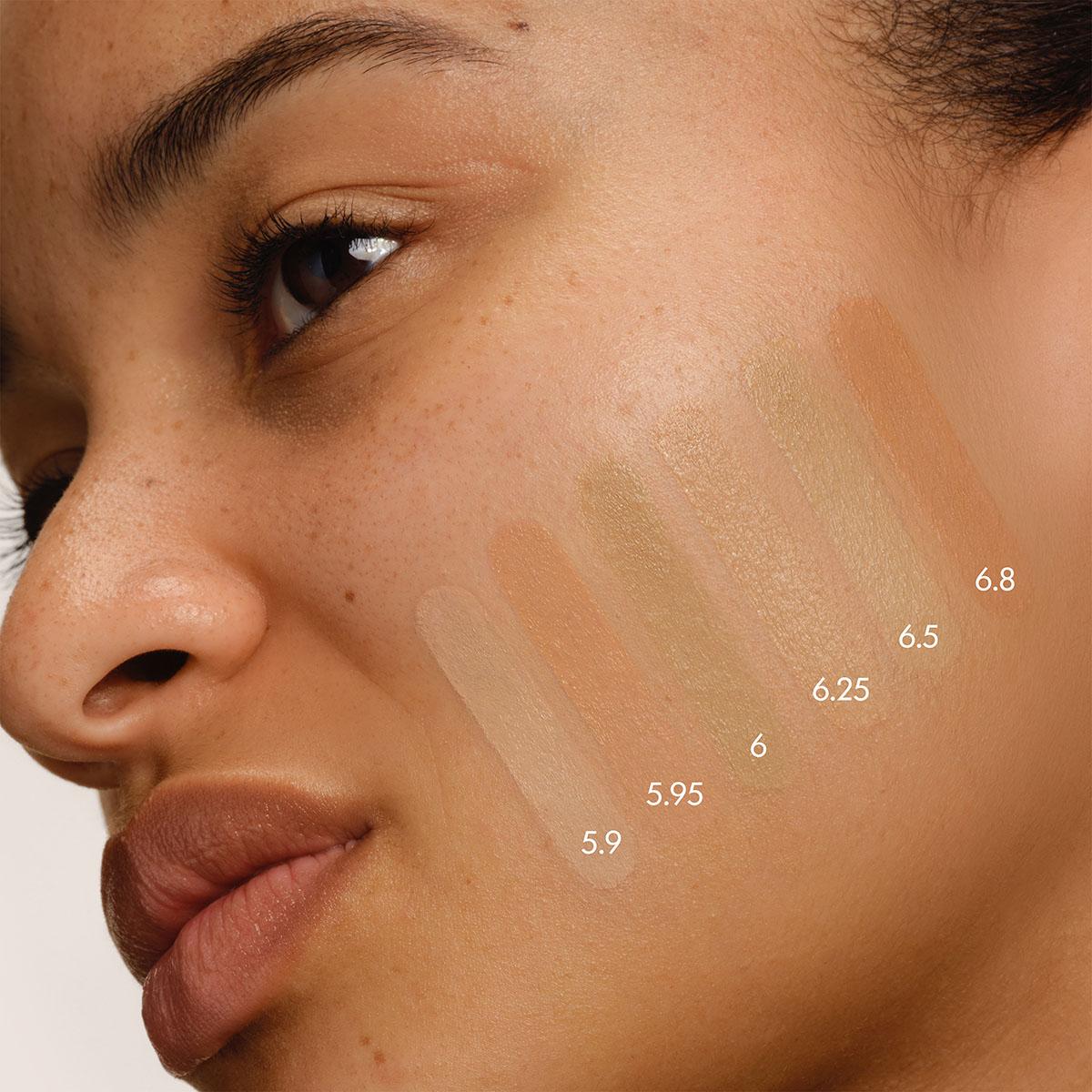 Luminious Silk Foundation - Image 19