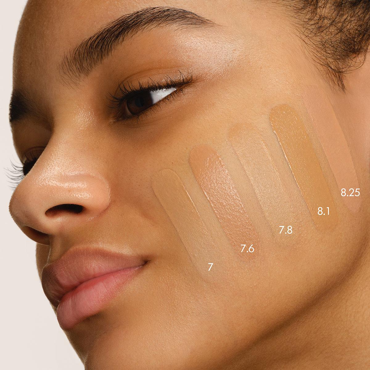 Luminious Silk Foundation - Image 210