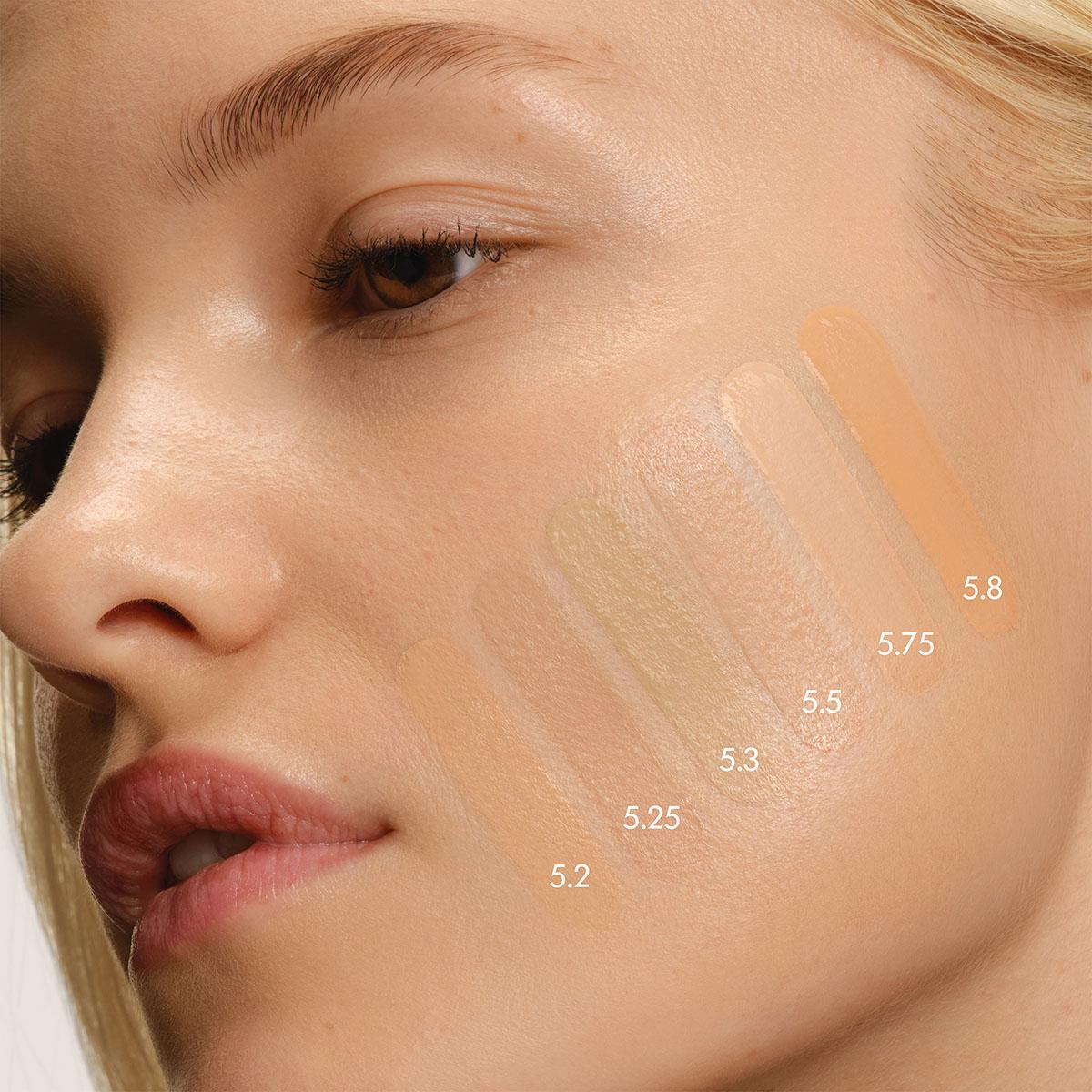 Luminious Silk Foundation - Image 70