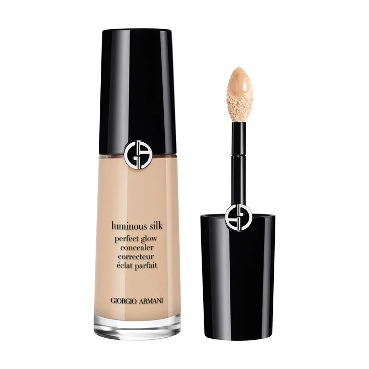 Luminous Silk Hydrating & Brightening Concealer - Image 10