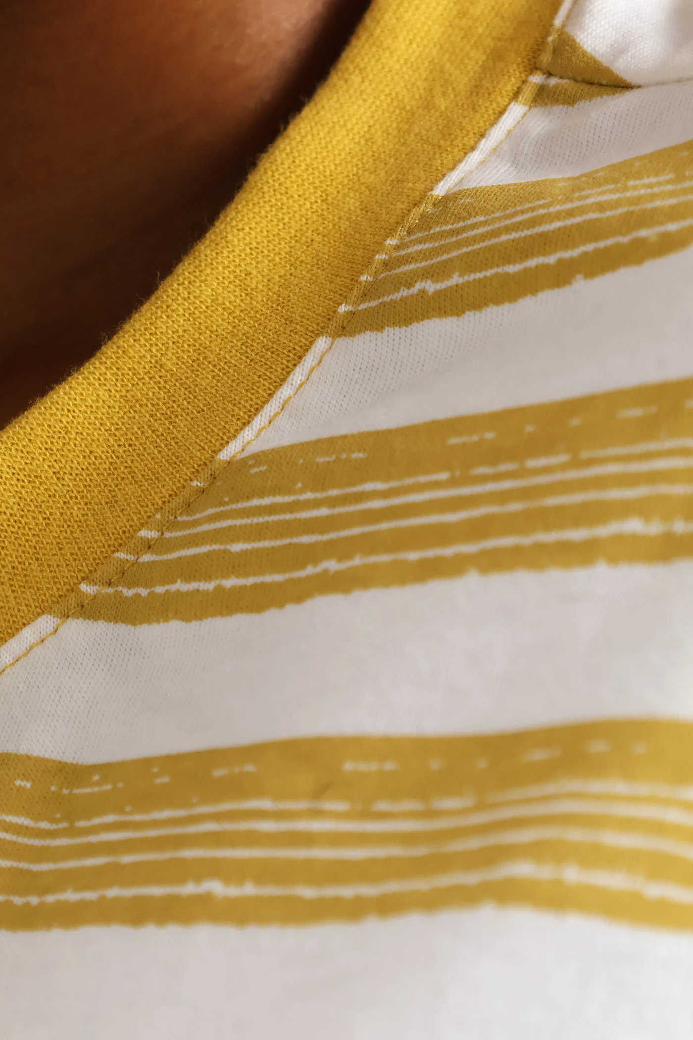 Artistic Stripe Print Boxy Tee - White/Ochre - Image 5