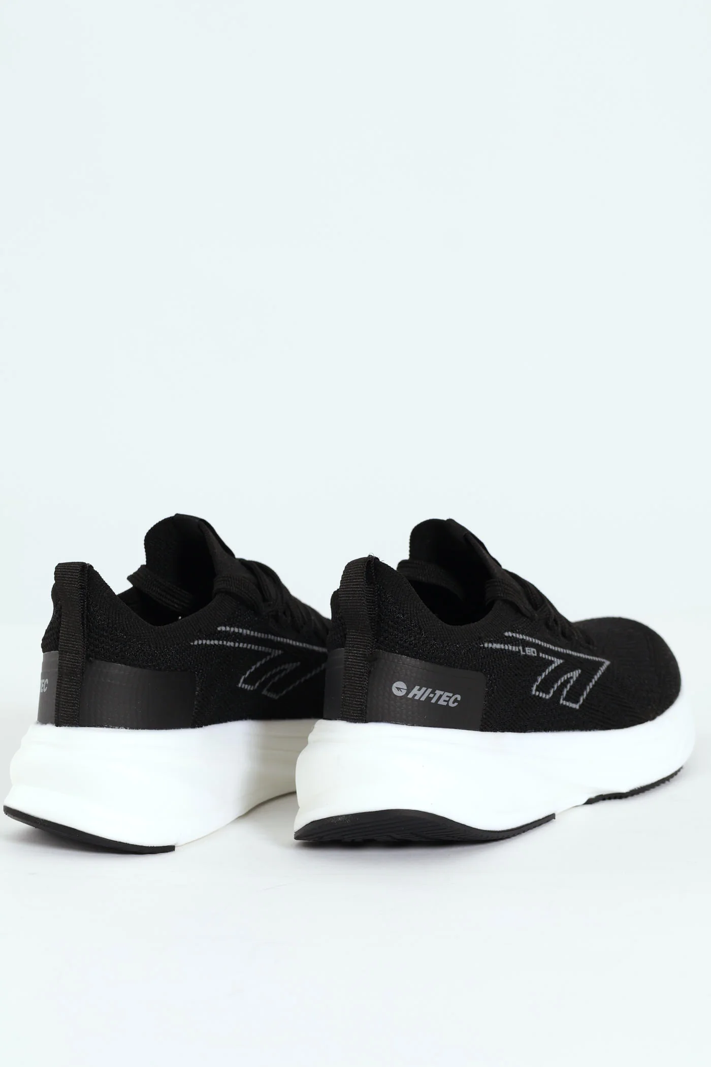 Aura Knitted Active Runner Sneaker - Black - Image 4