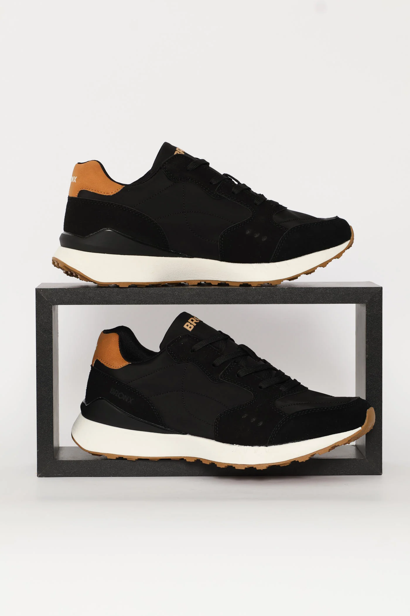 Aztec Retro Trainer - Black - Image 2