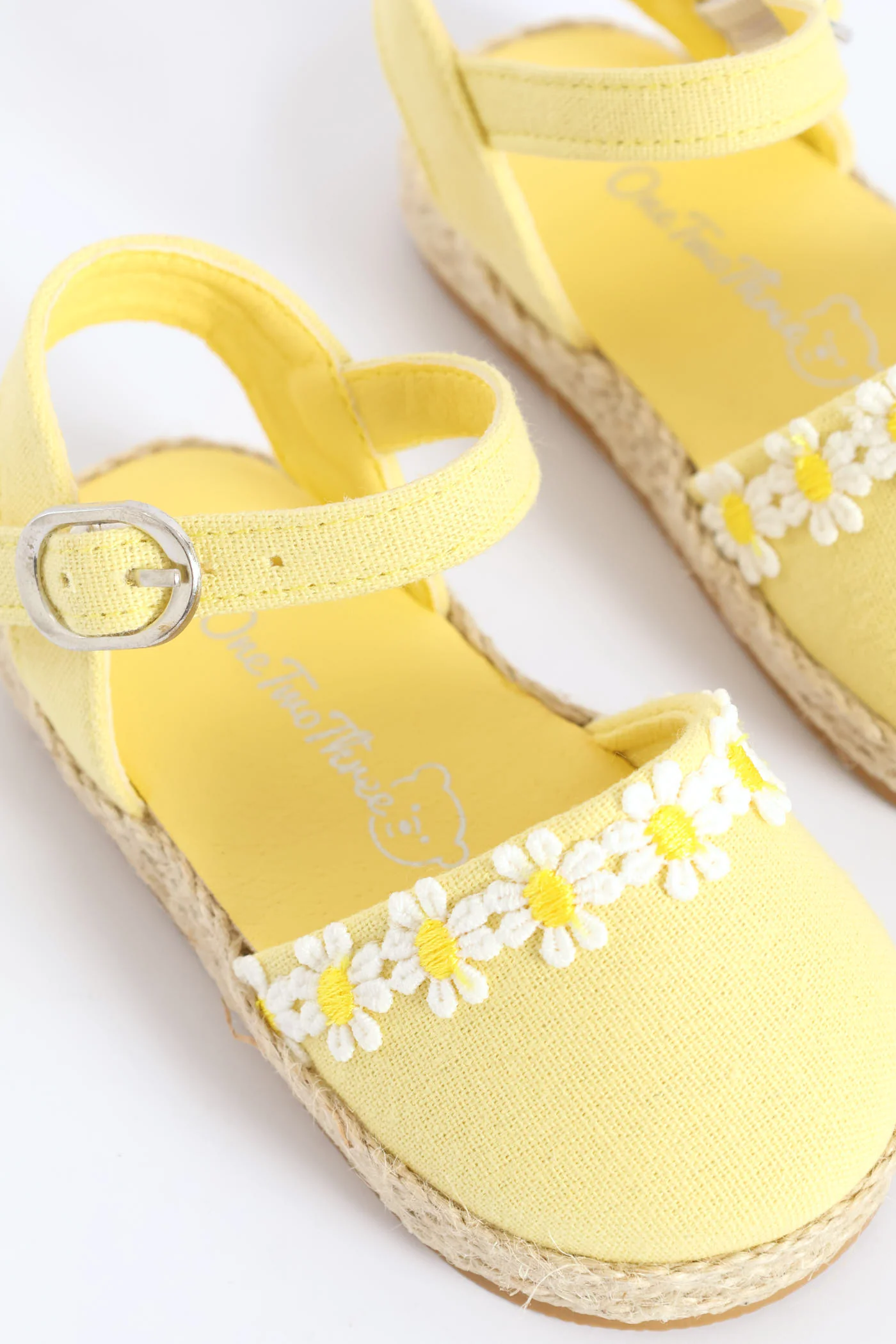 Baby Girls Closed Toe Daisy Sandal - Butter Yellow - Image 2