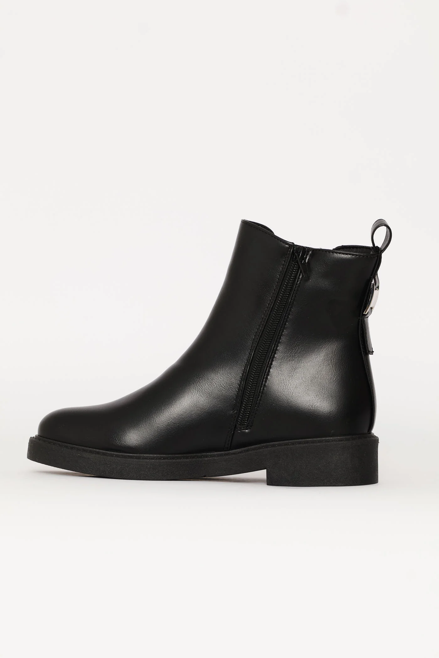 Back Trim Classic Chelsea Boot - Black - Image 4