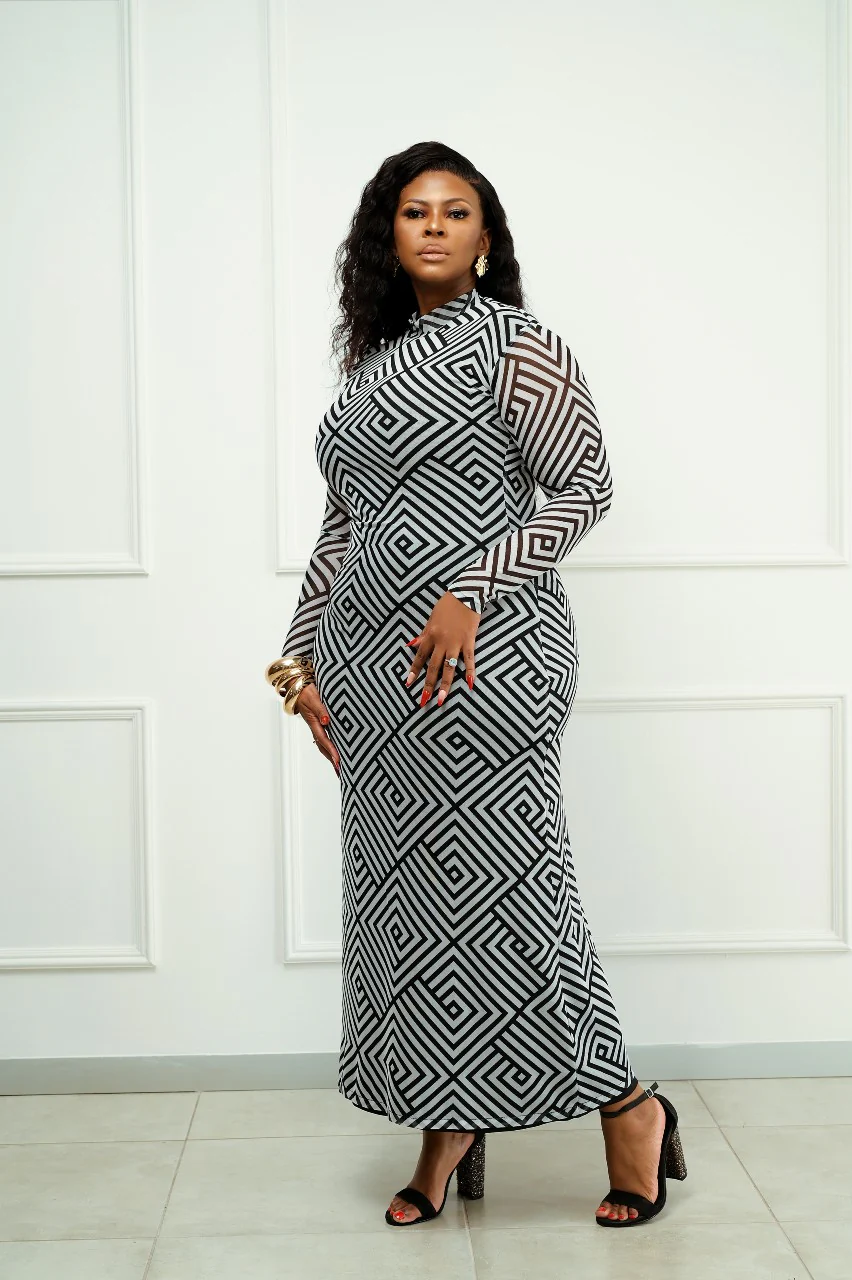 Bandile Bodycon Dress - Black/White - Image 2