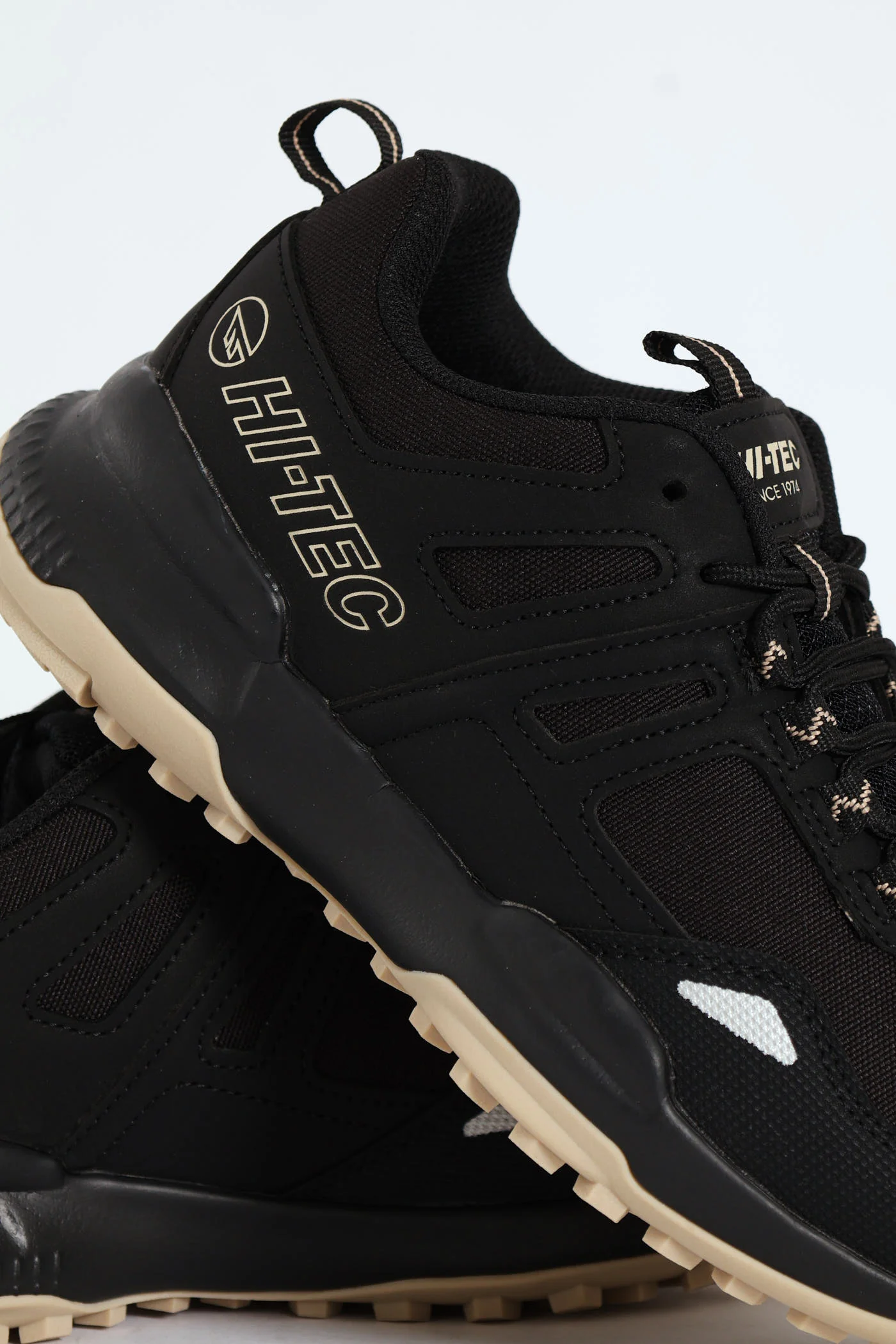 Barchan Outdoor Active Sneaker - Black/Cream - Image 5